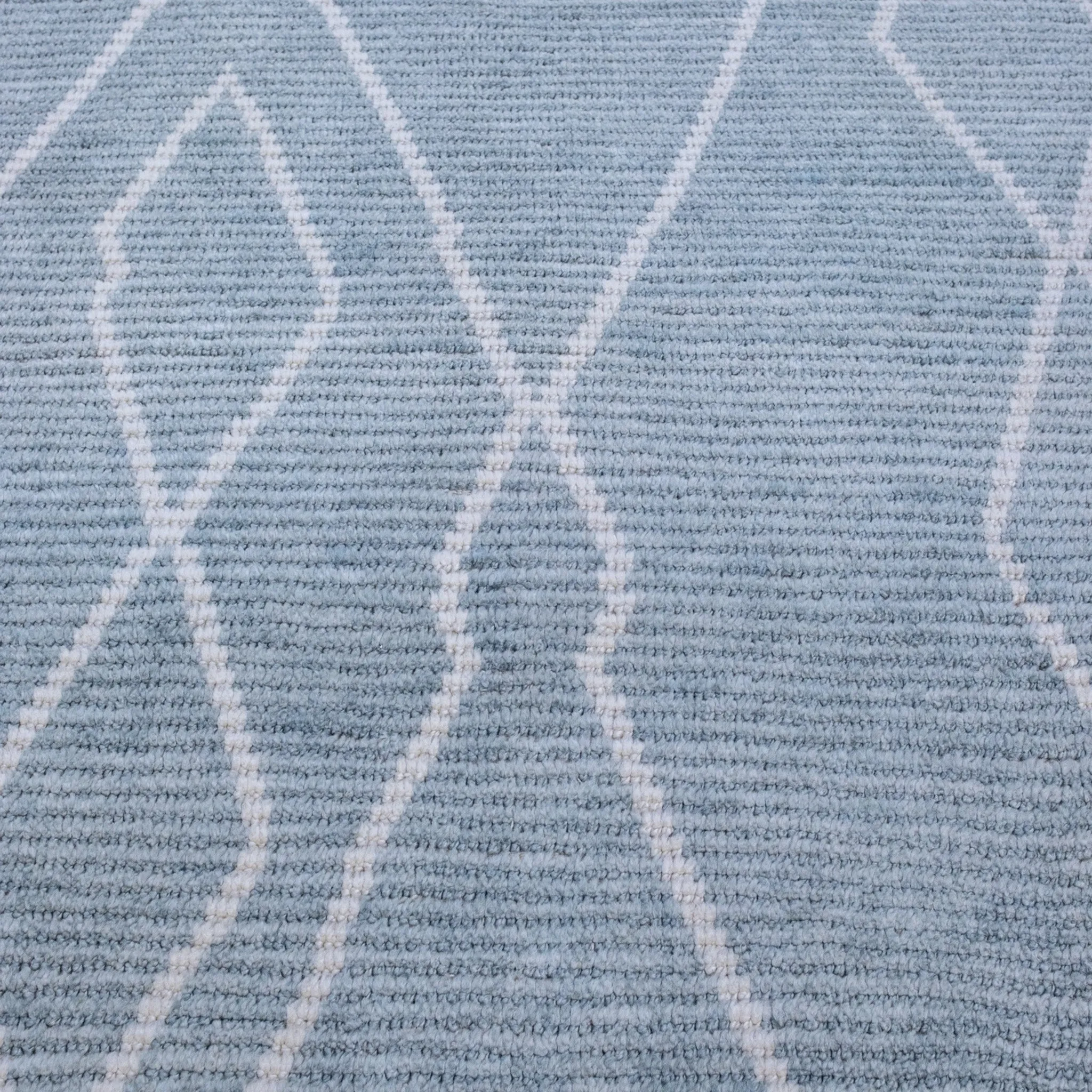 16140 Handwoven Rug 9’10x14