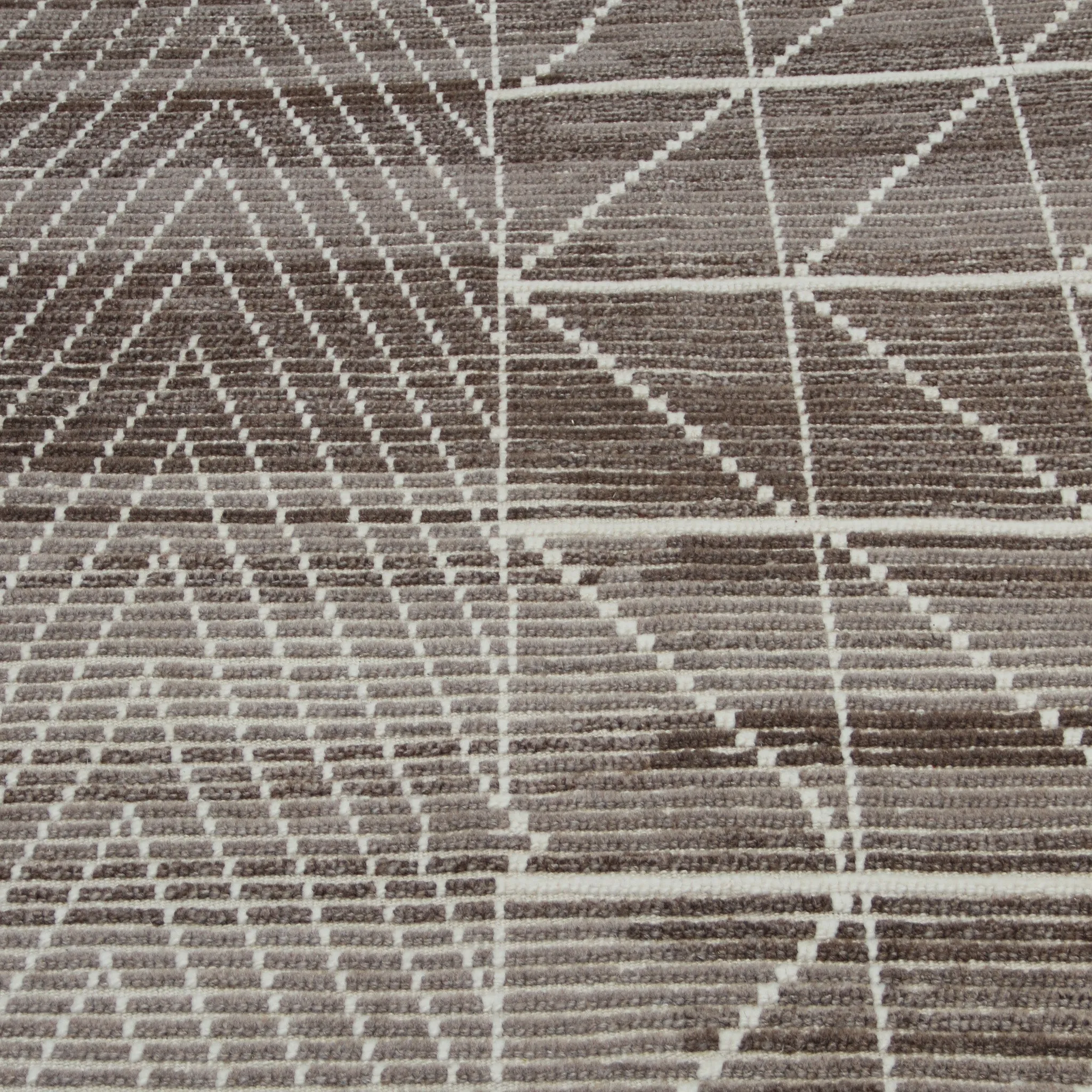 16544 Handwoven Rug 10’2x13’9
