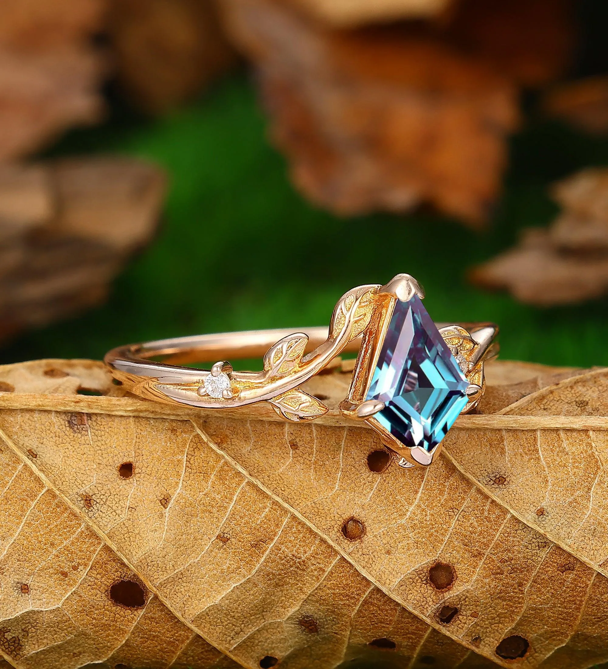 Antique Kite Shaped 1.35CT Alexandrite Engagement Ring Nature Inspired Wedding Promise Ring