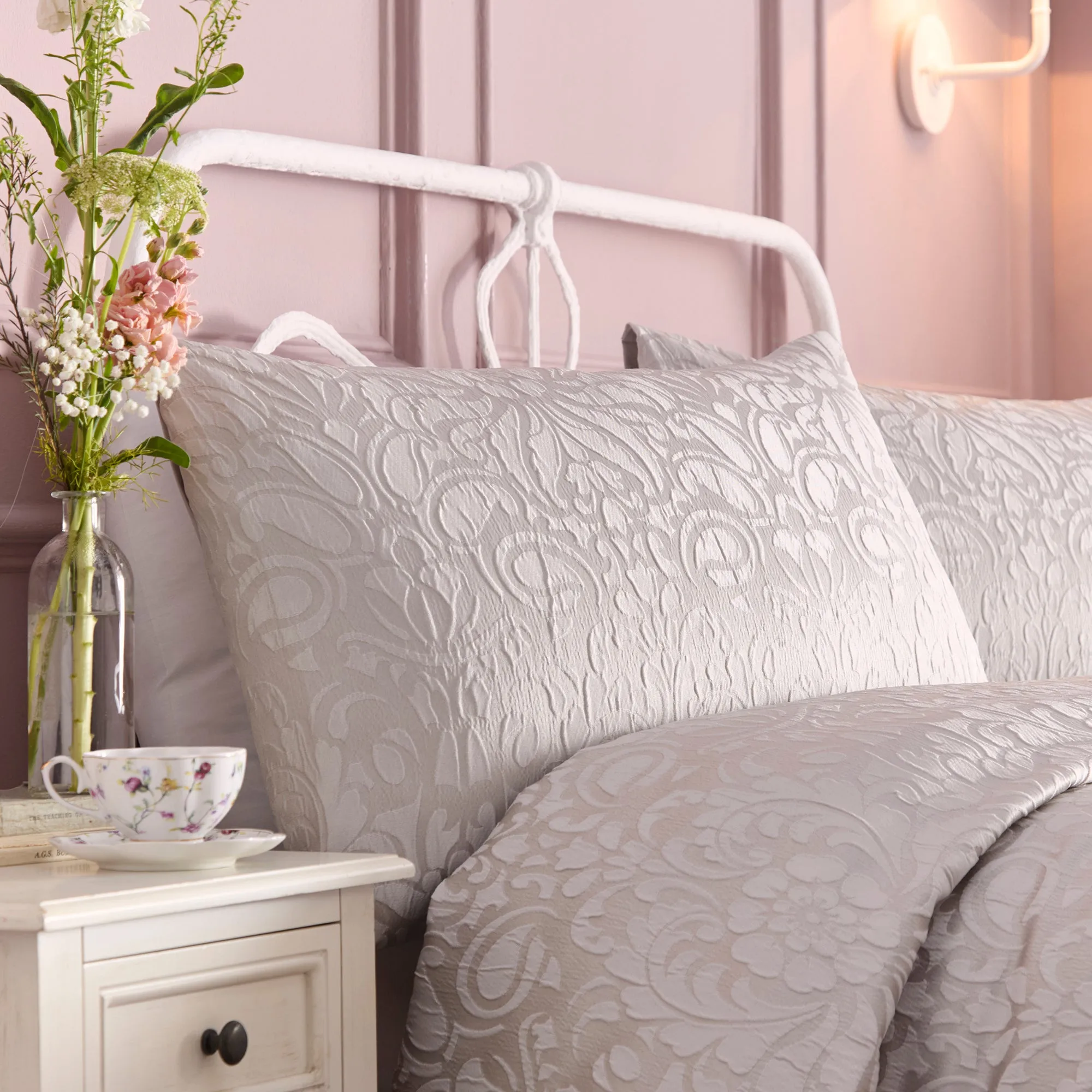 Appletree Heritage Worcester Duvet Cover Set - Silver