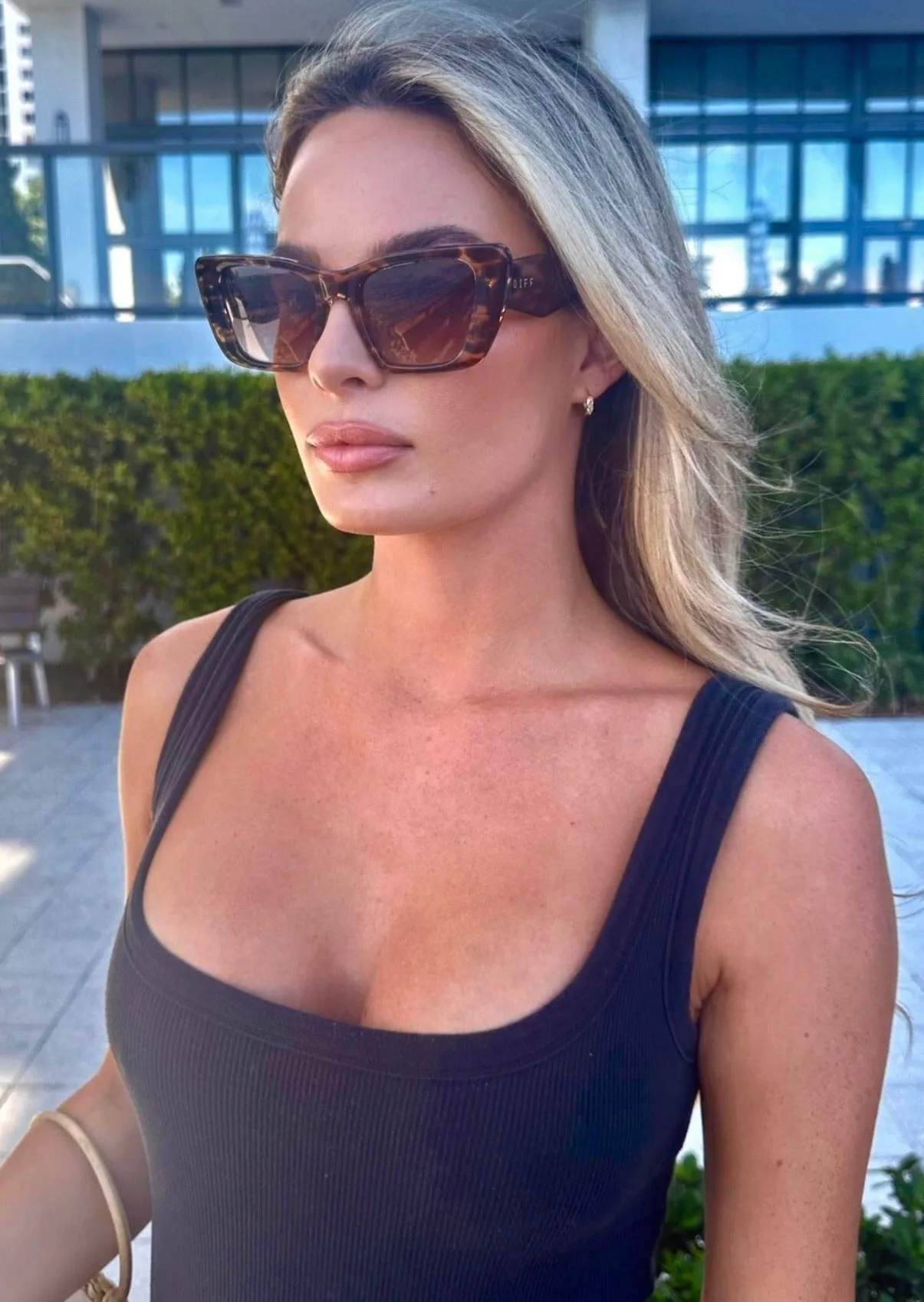 Aura Sunglasses - Tortoise and Brown Gradient