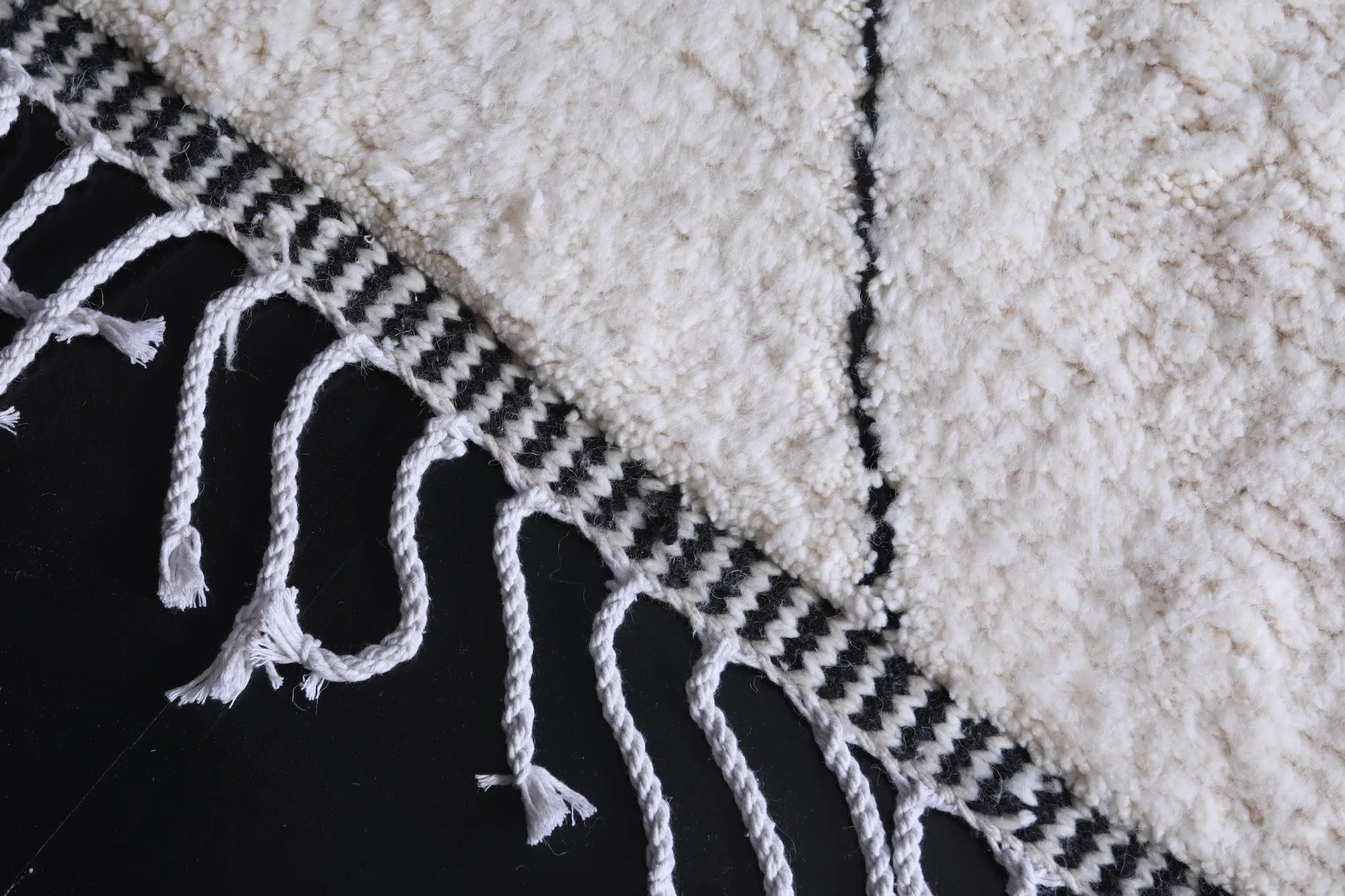 Authentic Berber Wool rug - Custom Berber rug - Beni rug