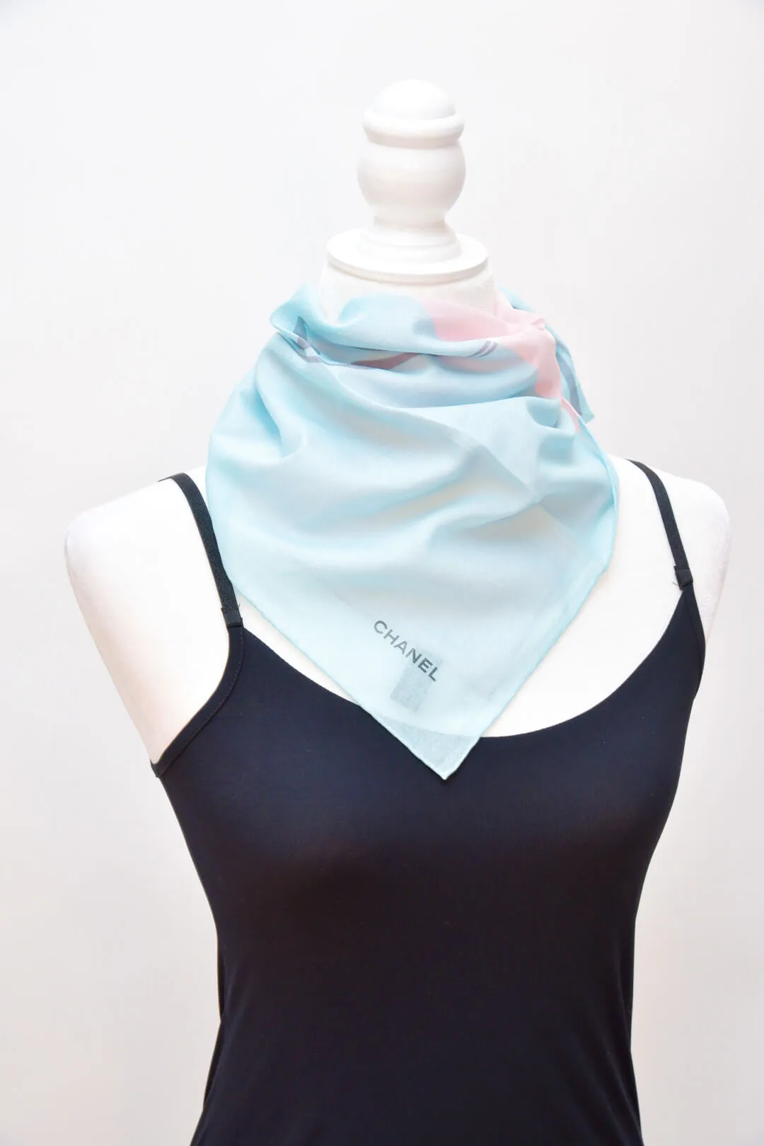 Chanel Bandana (Light Green/Pink)