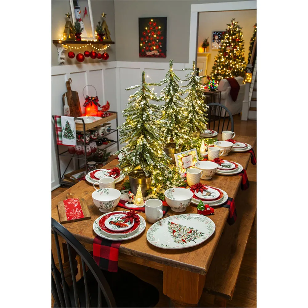 Christmas Heritage 10" Dinner Plate