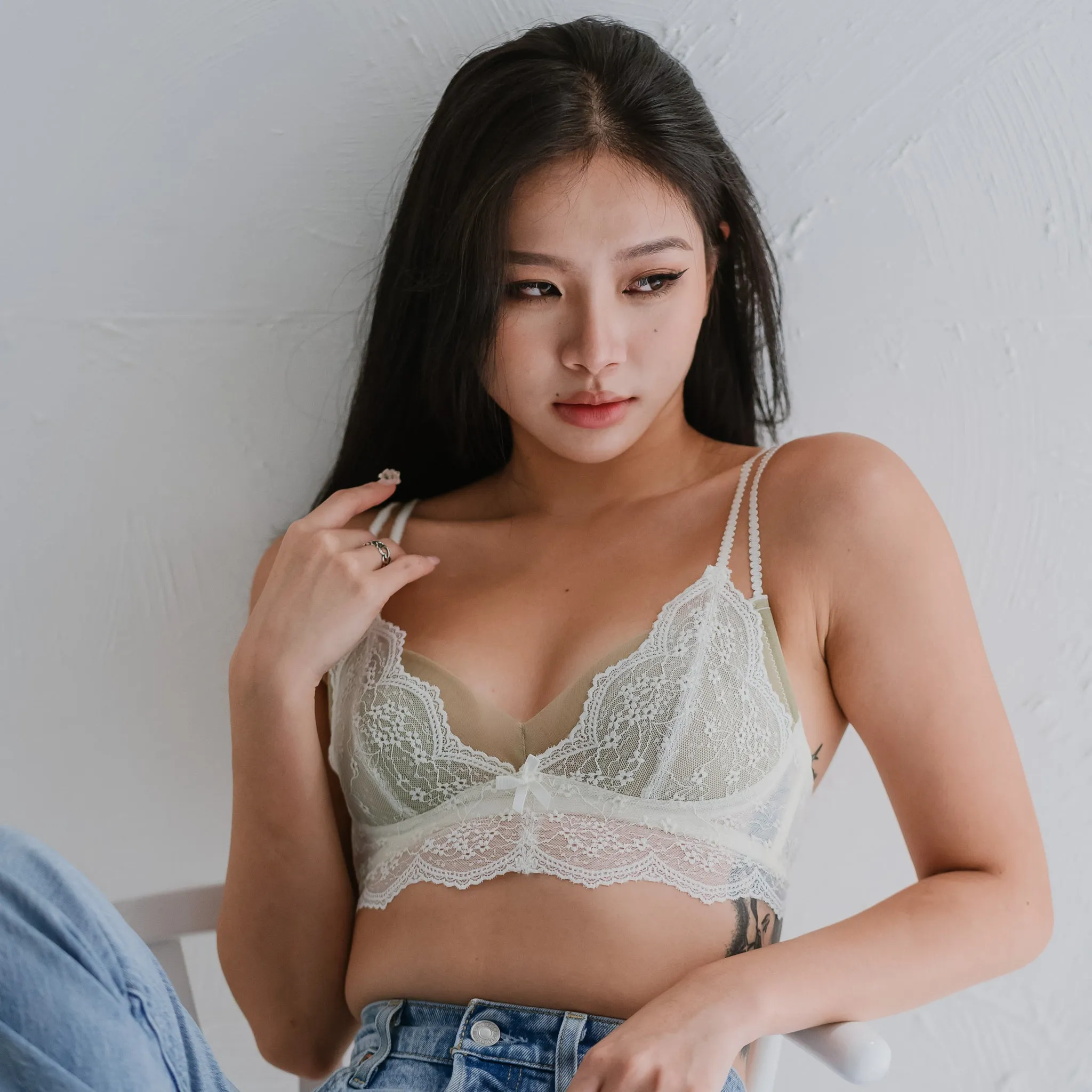 Dainty Daisy! Lace Unlined Wireless Bra in Willow Pistachio
