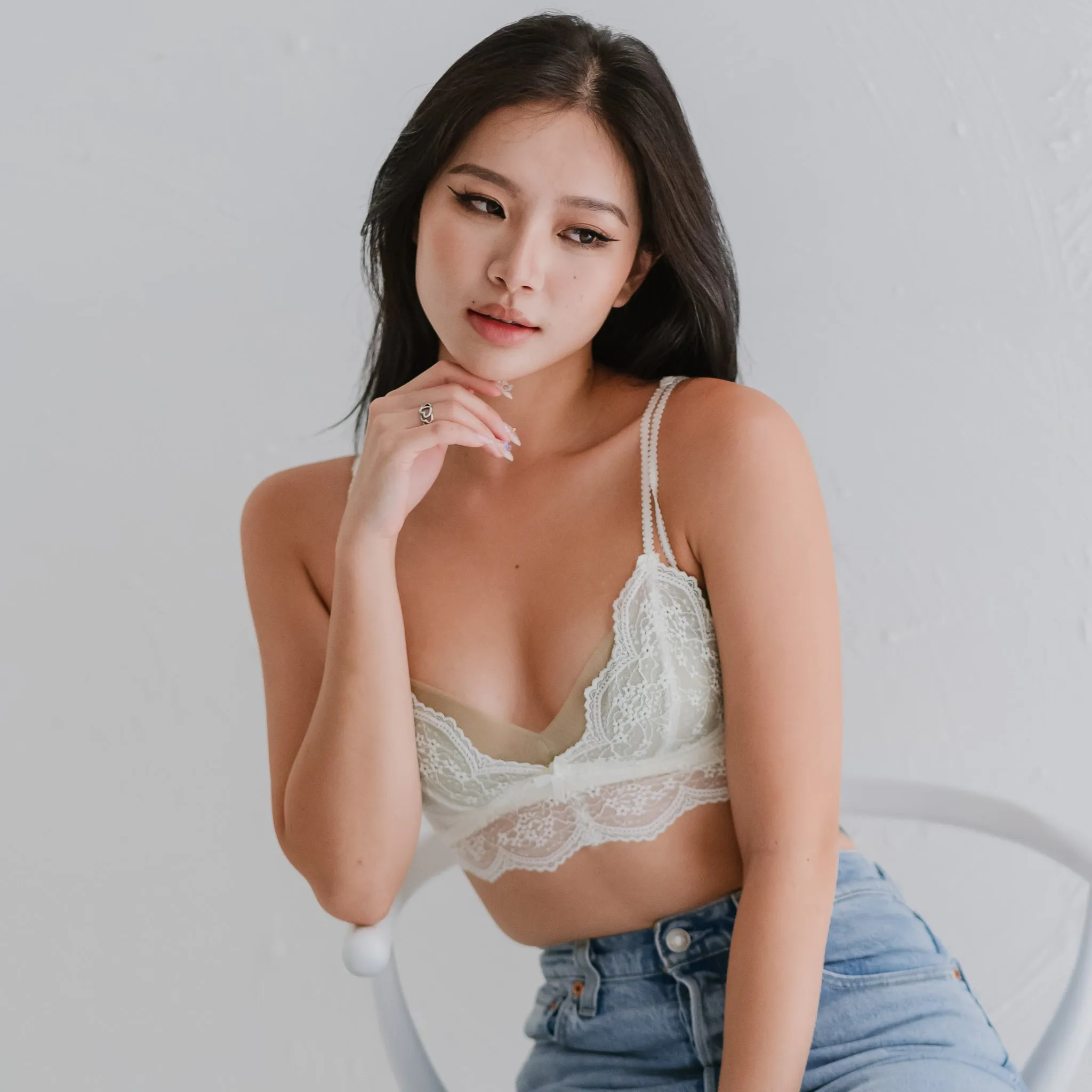 Dainty Daisy! Lace Unlined Wireless Bra in Willow Pistachio