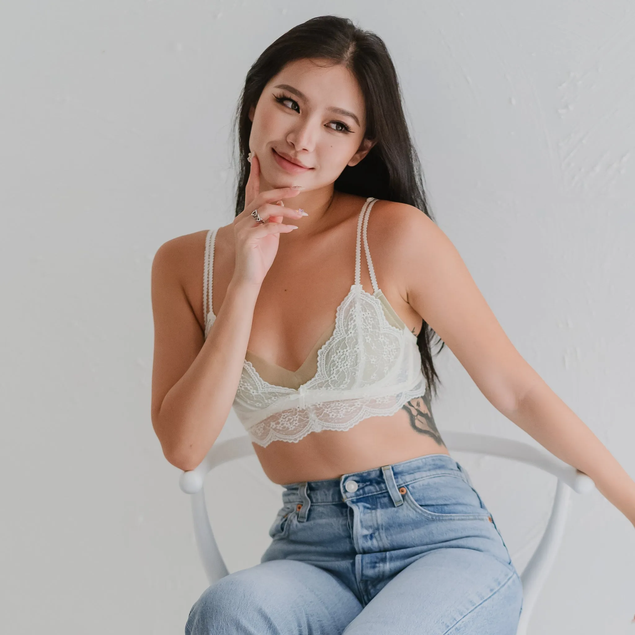 Dainty Daisy! Lace Unlined Wireless Bra in Willow Pistachio