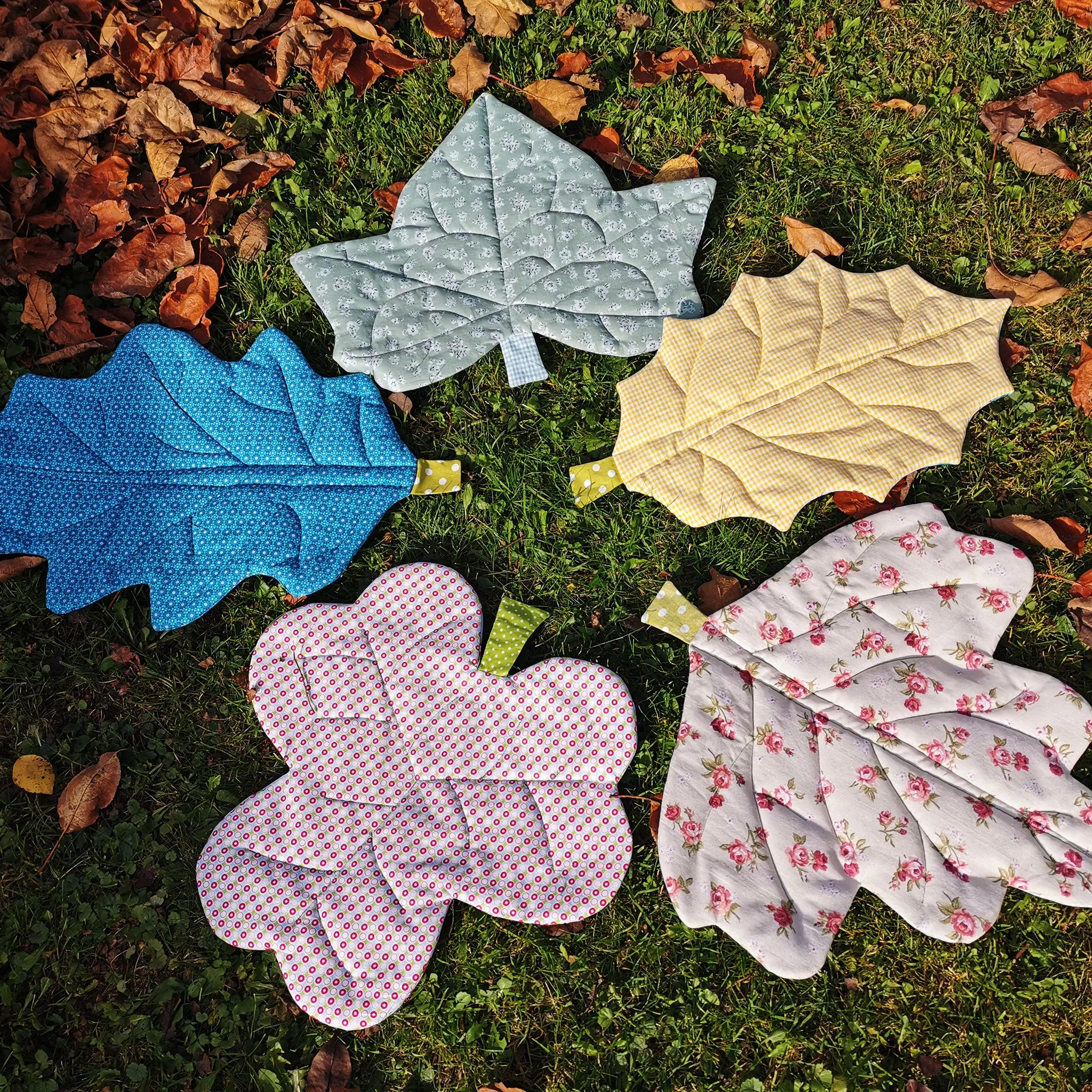 Euro Leaf Sewing Patterns - Mini ~ 5 leaf shapes in mini sizes