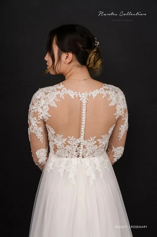 Evelyn Bridals Size 10 N222619 Rosemary Ivory Gown