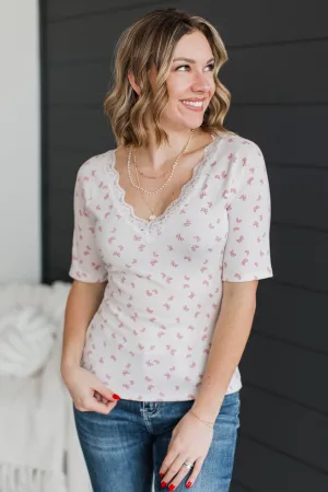 Extreme Bliss Printed V-Neck Top- Ivory & Pink