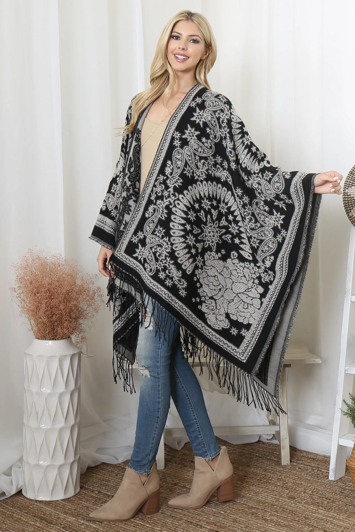 FLOWER PAISLEY FRINGE WARMER OPEN FRONT KIMONO