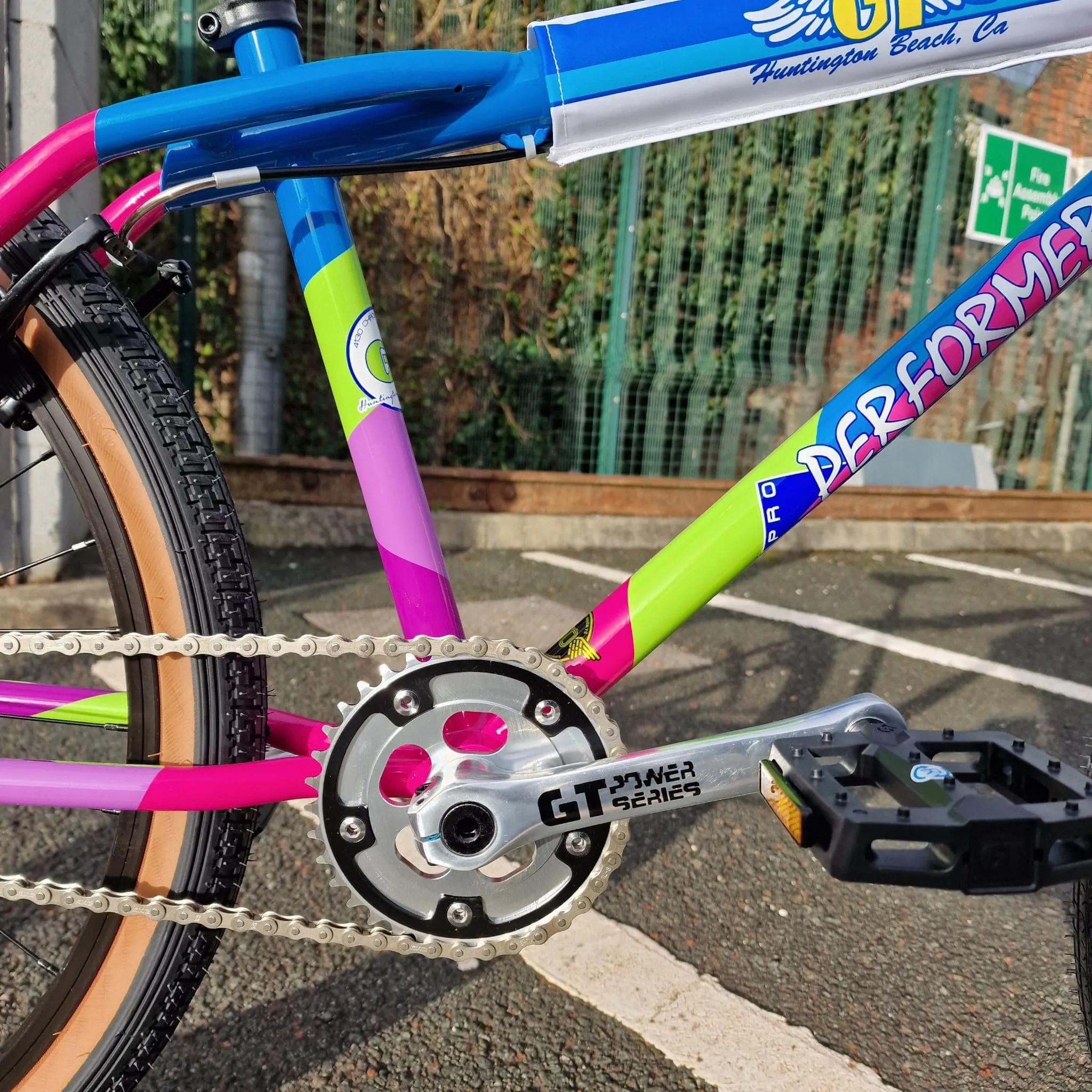GT Pro Performer Heritage 26 Inch Bike WOW