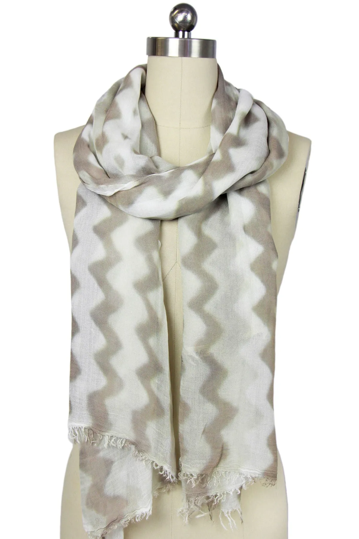 Harlow Wave Scarf