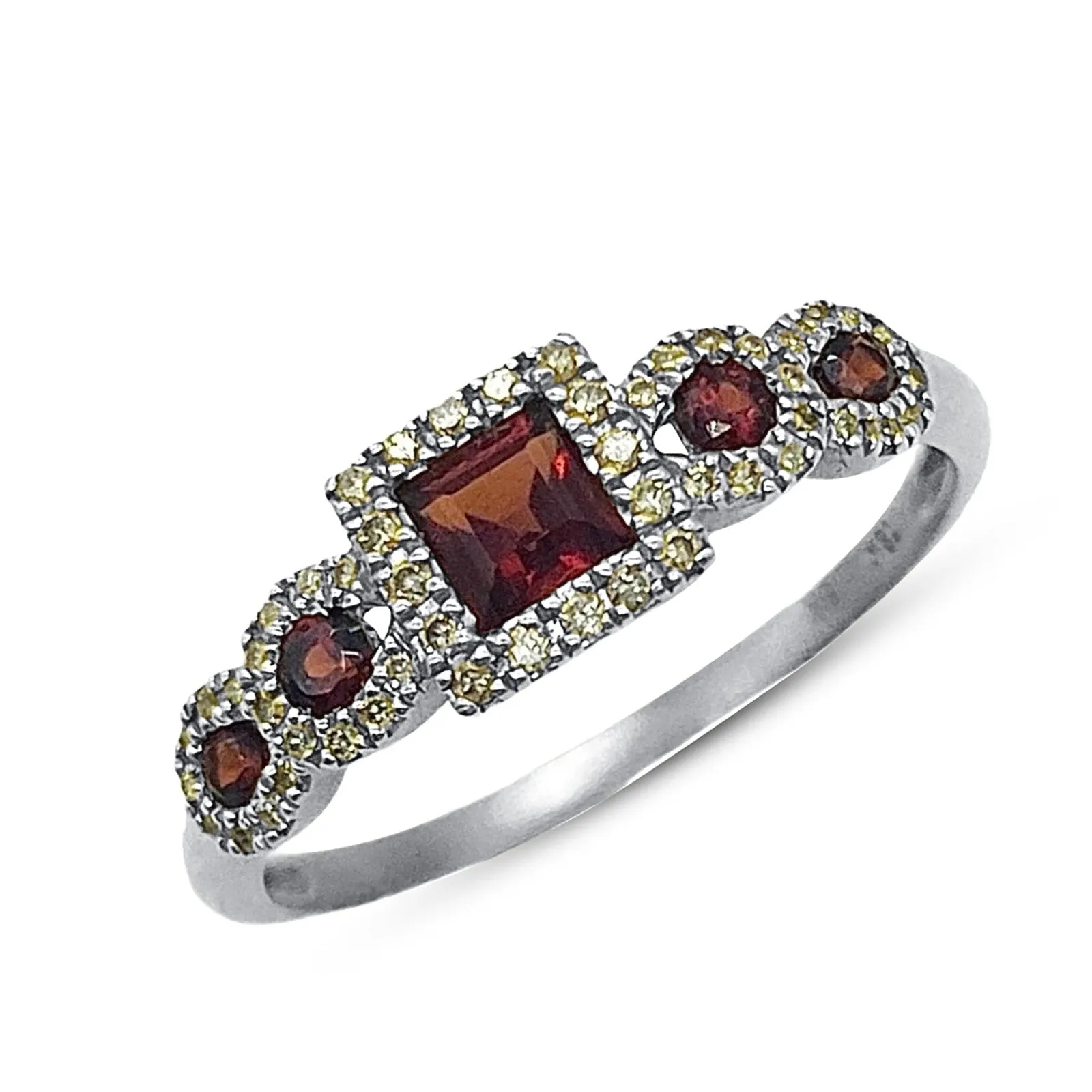 Heritage Garnet and Diamond Ring