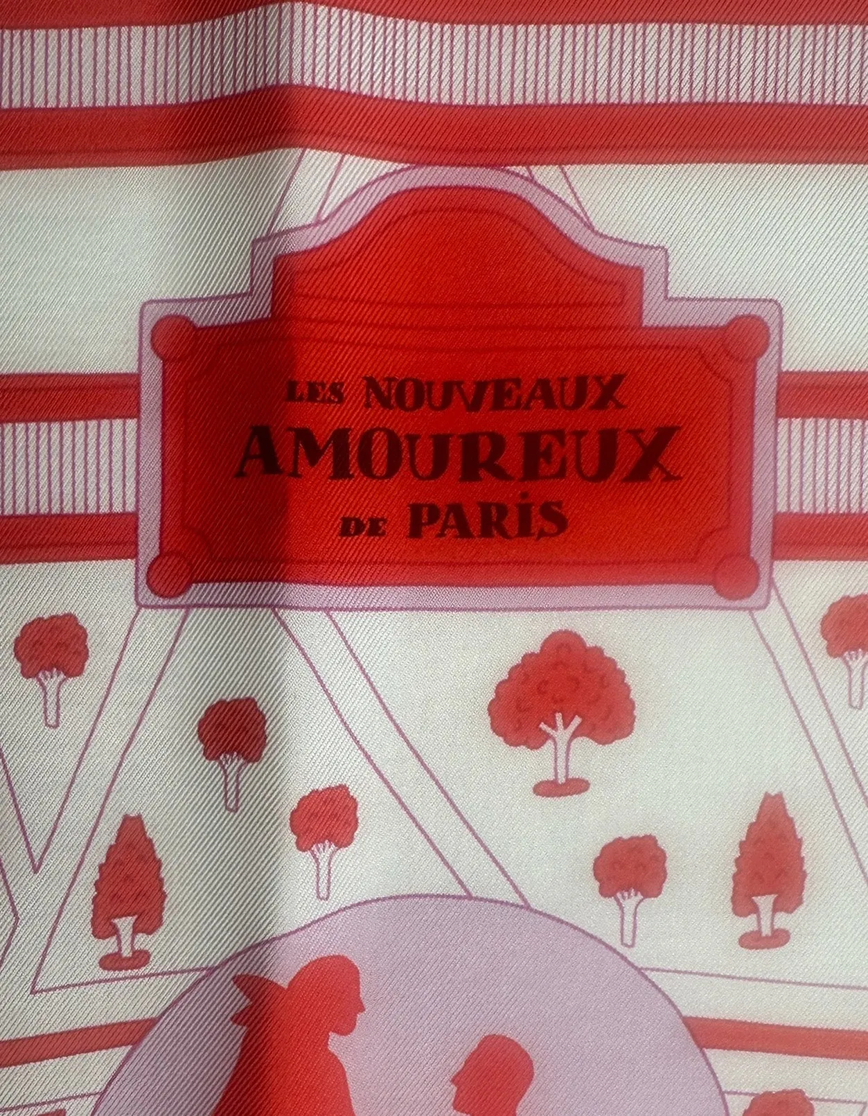Hermes NEW Les Nouveaux Amoureux de Paris 90cm Silk Scarf