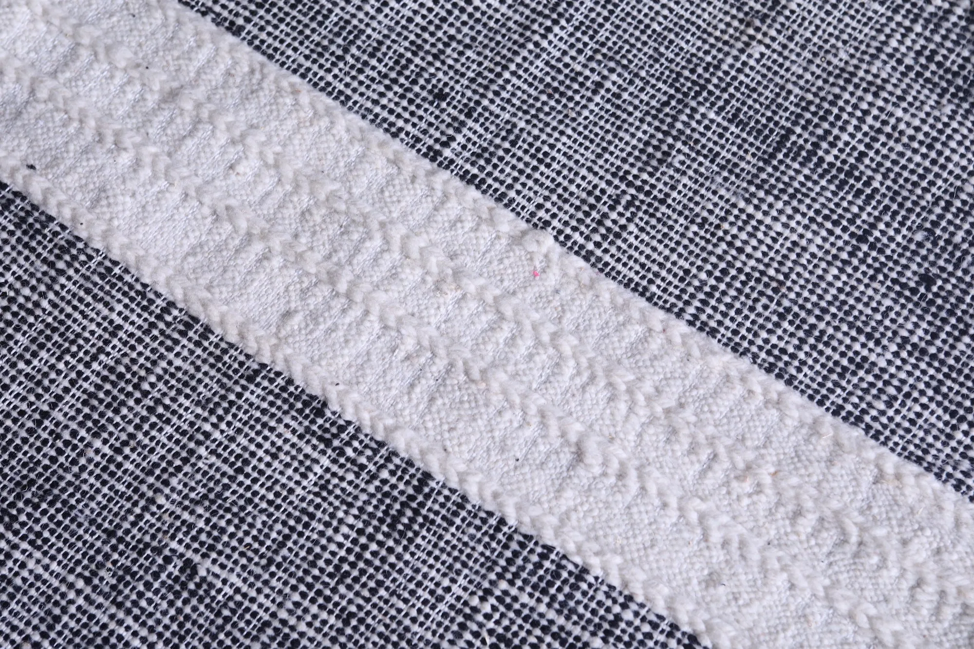 Kilim Moroccan rug - Flat woven wool rug - Berber custom rug