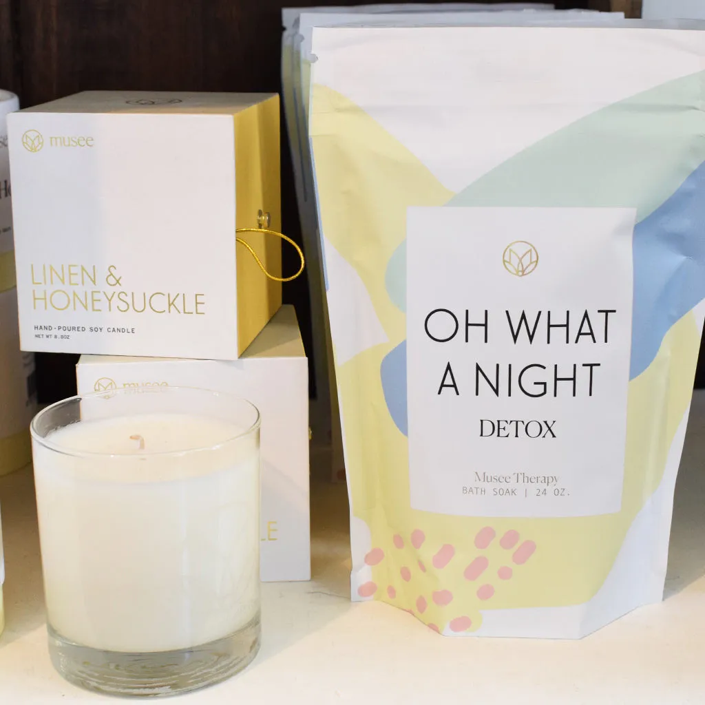 Linen & Honeysuckle Soy Candle