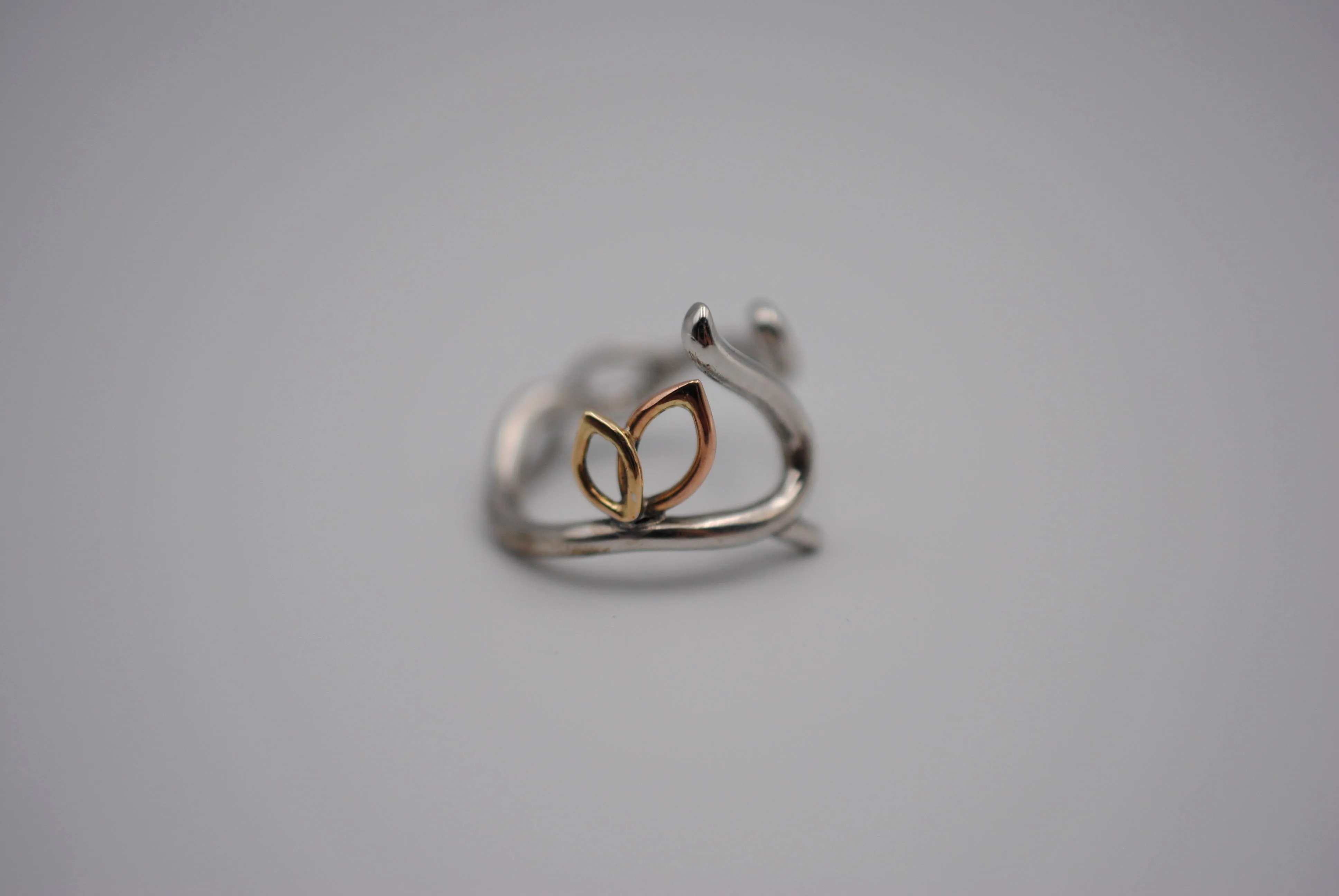 Mixed Metal Leaves Roots Ring
