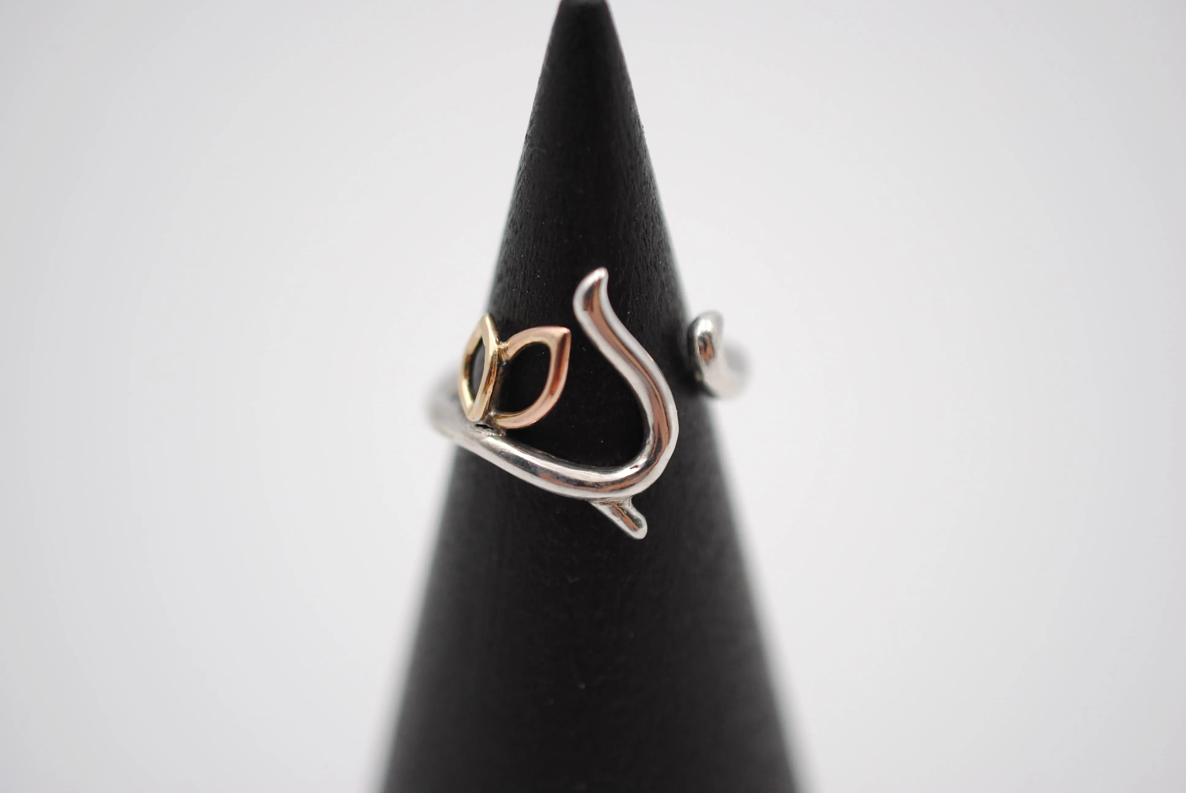 Mixed Metal Leaves Roots Ring