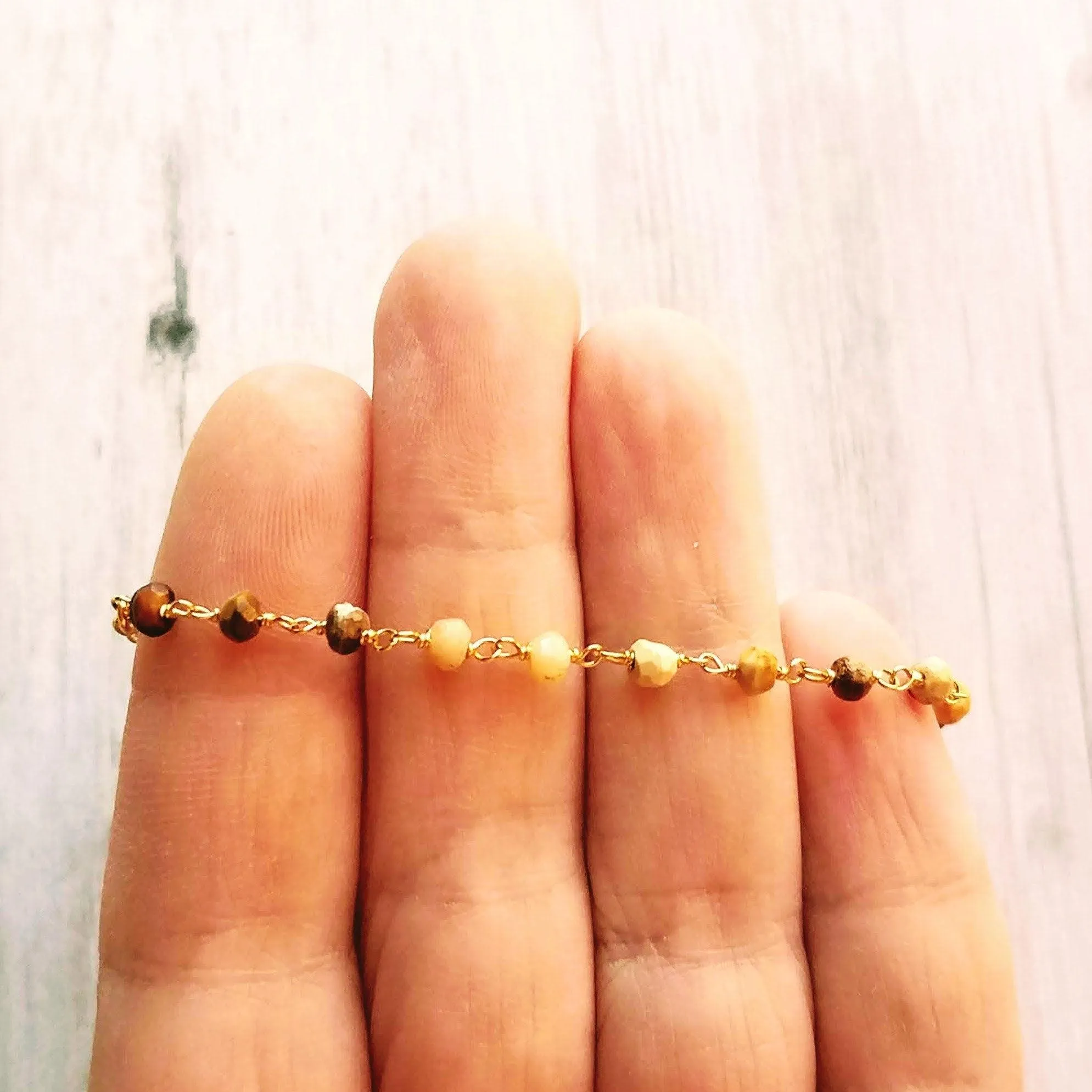Mookaite Stone Bracelet, gemstone bracelet, small stone chain, rosary chain, mookaite bracelet, mookaite chain, Earth tone colors gold chain