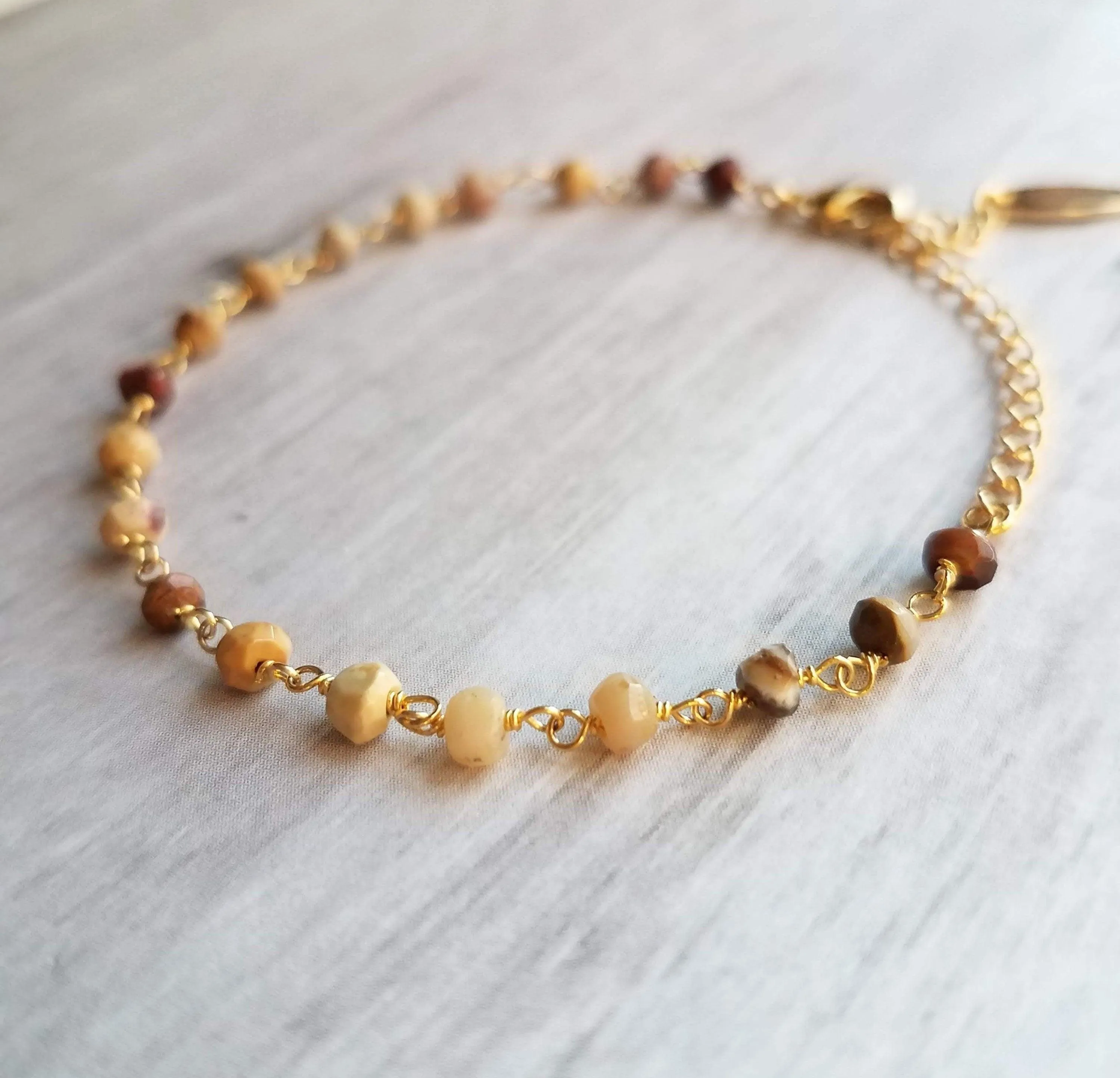 Mookaite Stone Bracelet, gemstone bracelet, small stone chain, rosary chain, mookaite bracelet, mookaite chain, Earth tone colors gold chain