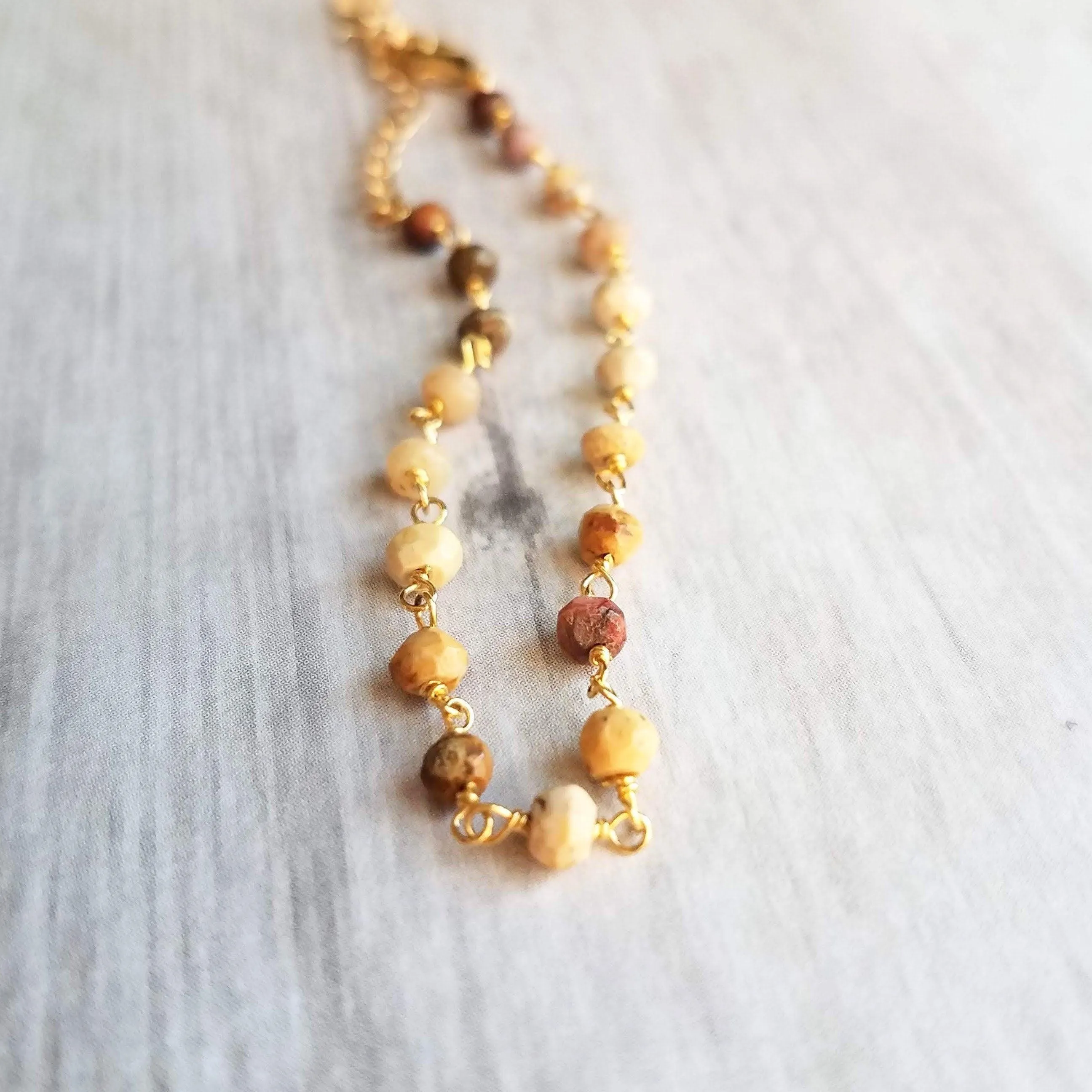 Mookaite Stone Bracelet, gemstone bracelet, small stone chain, rosary chain, mookaite bracelet, mookaite chain, Earth tone colors gold chain