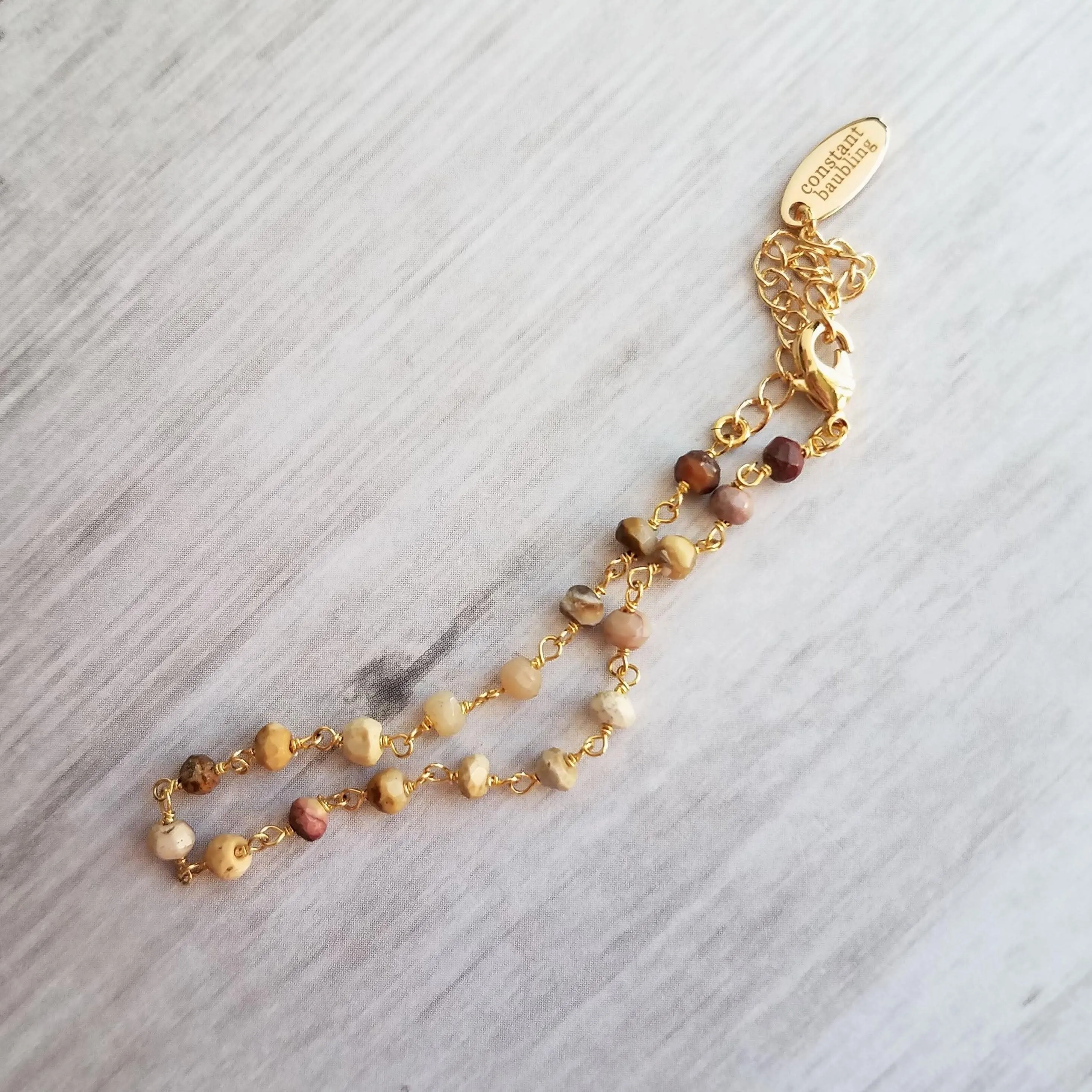 Mookaite Stone Bracelet, gemstone bracelet, small stone chain, rosary chain, mookaite bracelet, mookaite chain, Earth tone colors gold chain