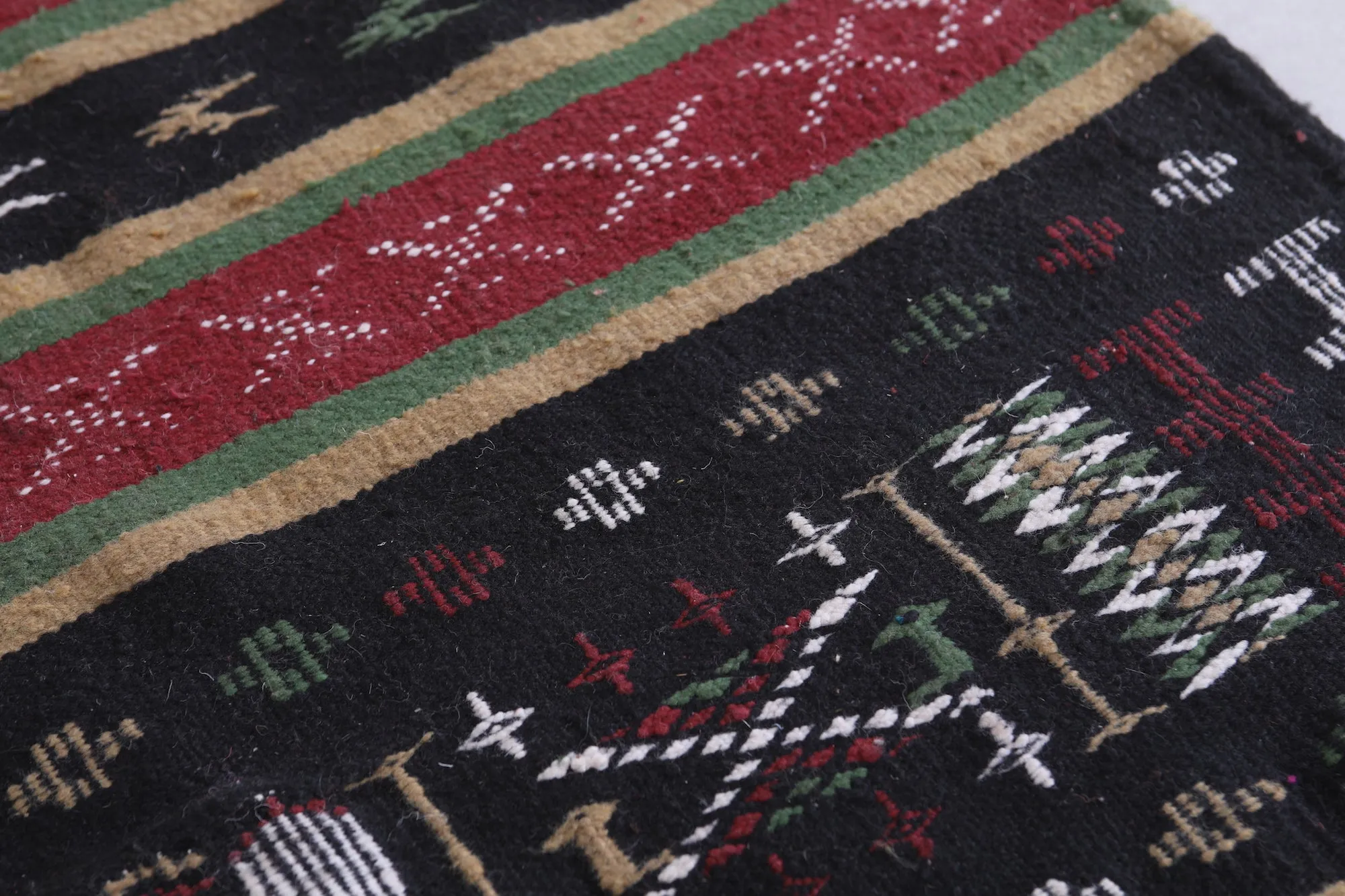 Moroccan Berber Handwoven Kilim - 3 x 6.1 ft | Traditional Rug