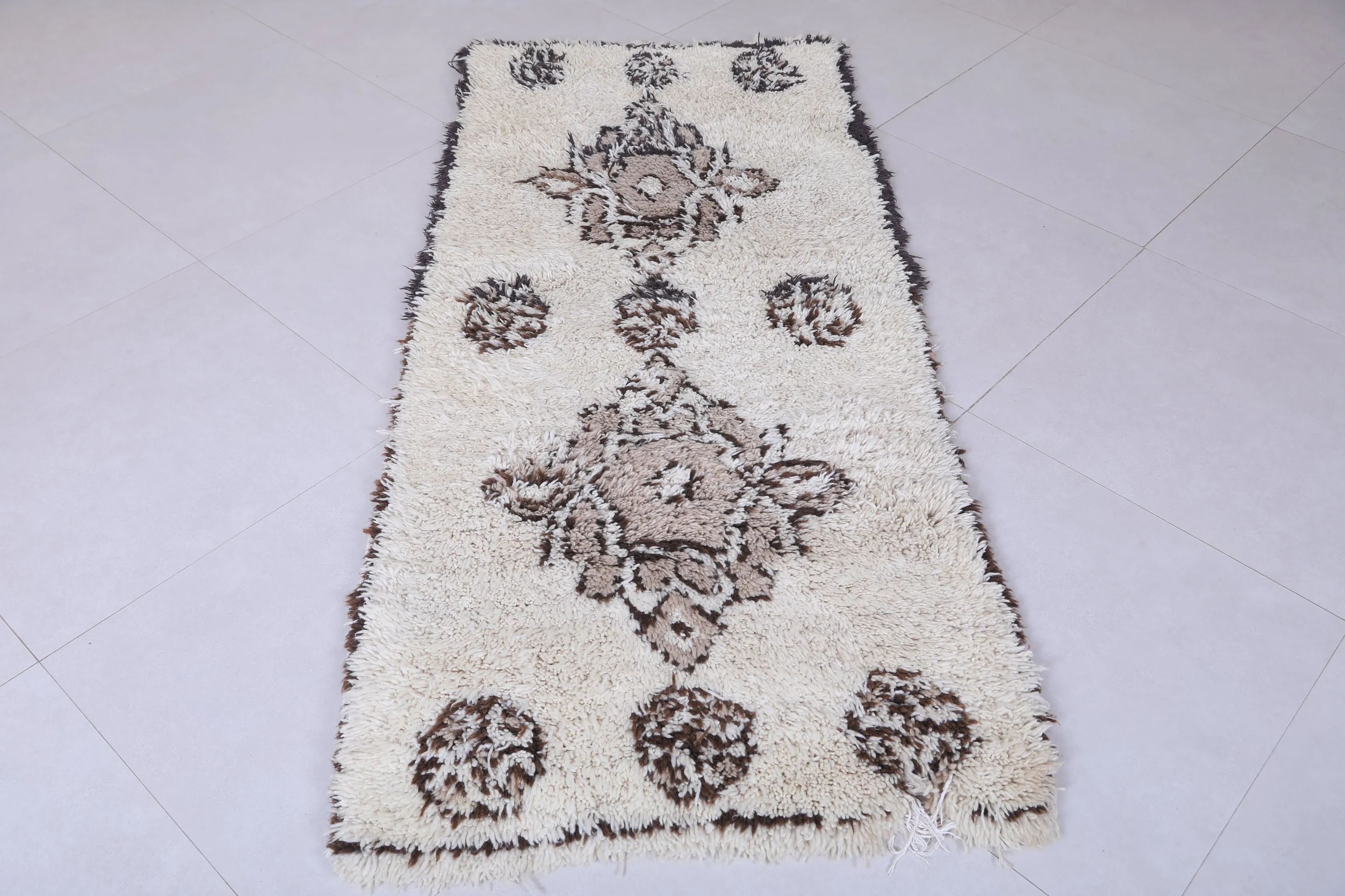 Moroccan Berber Rug - Intricate Neutral Pattern 2.7ft x 6ft