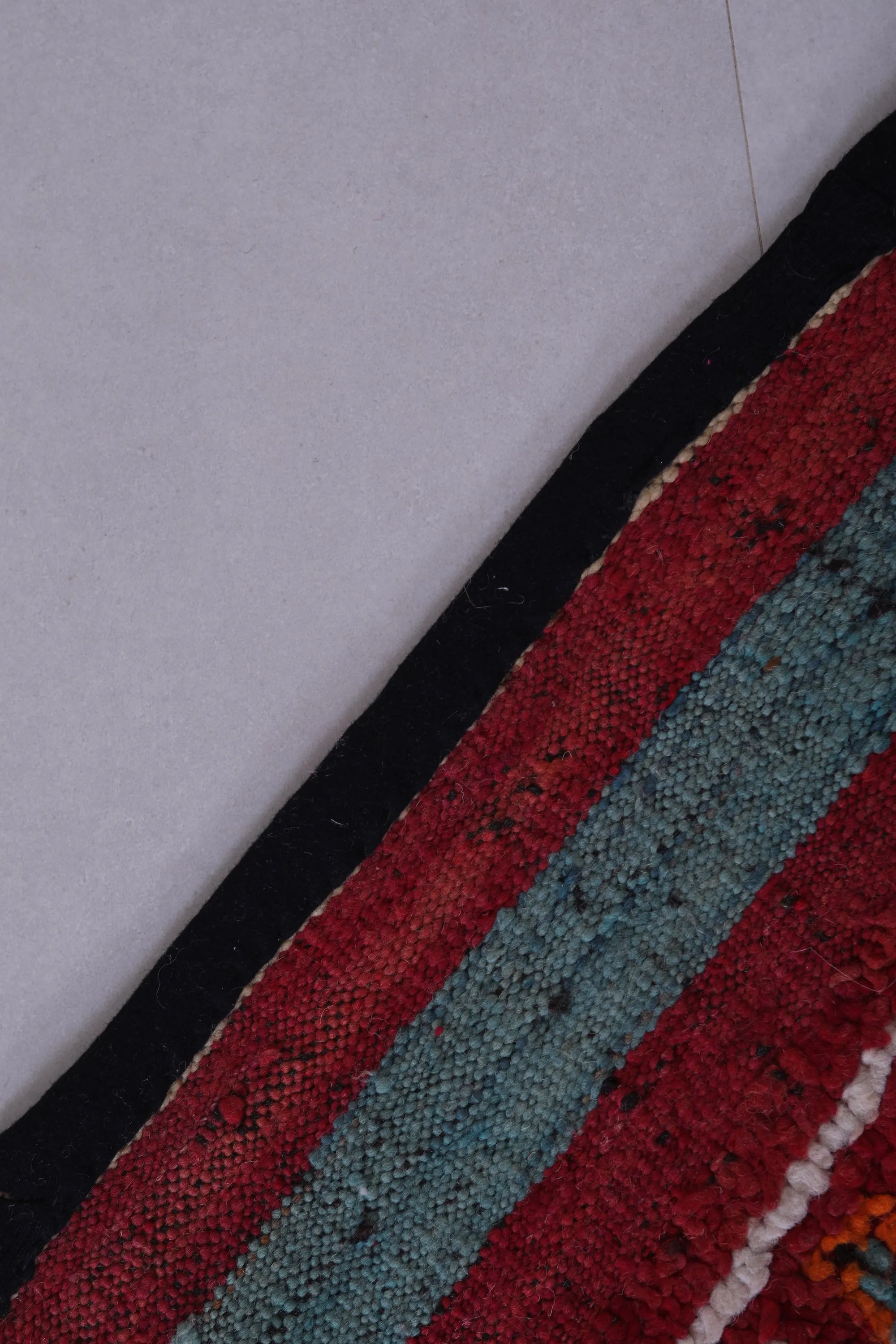 Moroccan Rug - Vintage Wool Rug 4.7 x 10.9 Feet
