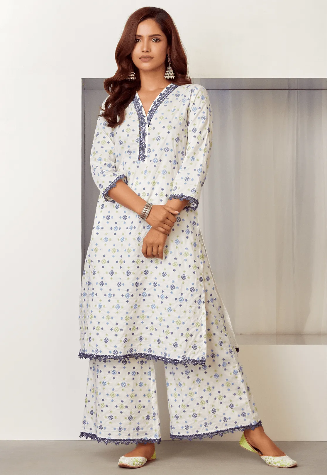 Mulmul Cotton Wisteria Kurta With Wisteria Palazzo