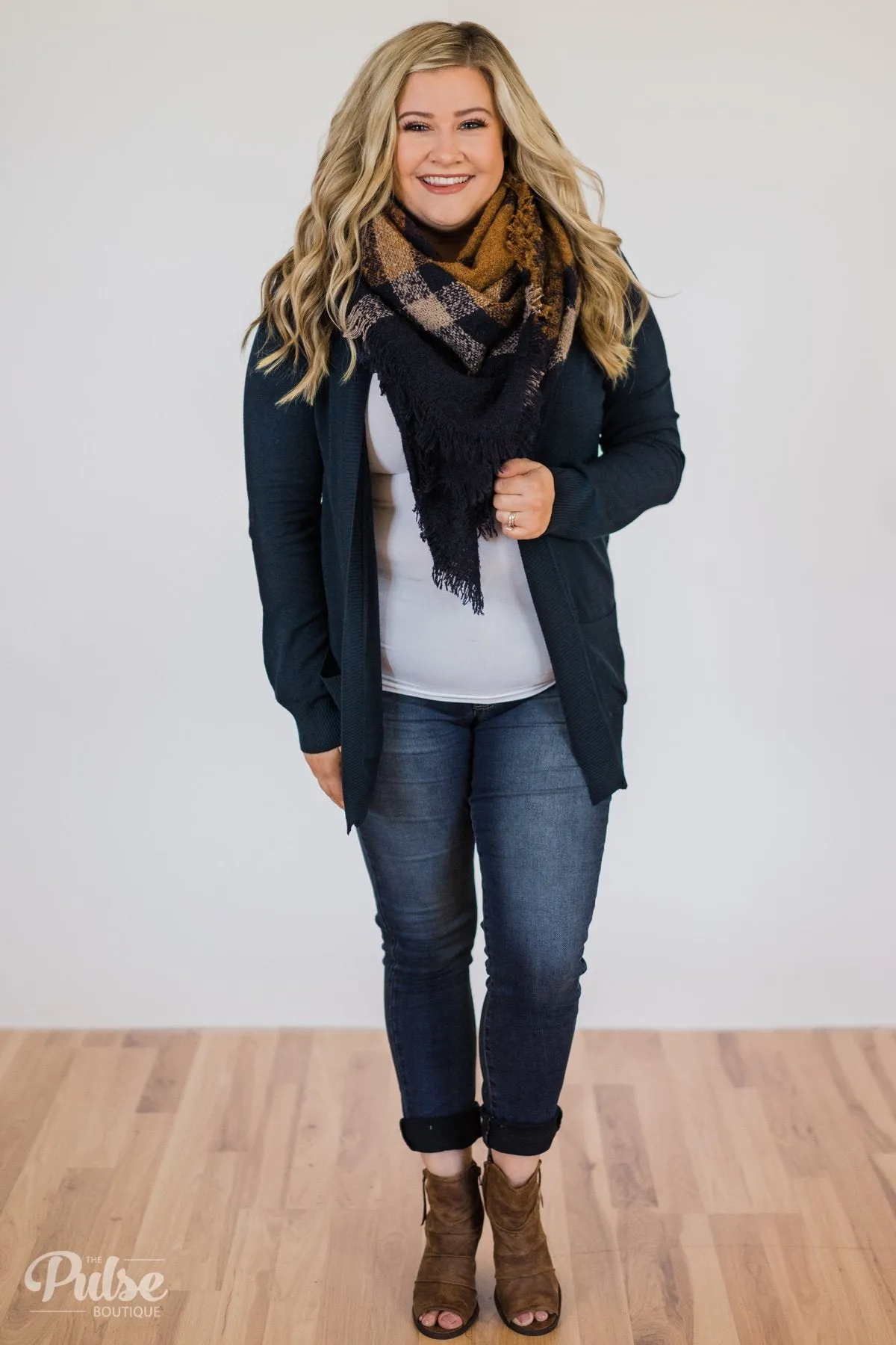 Must Have Blanket Scarf- Navy & Tan