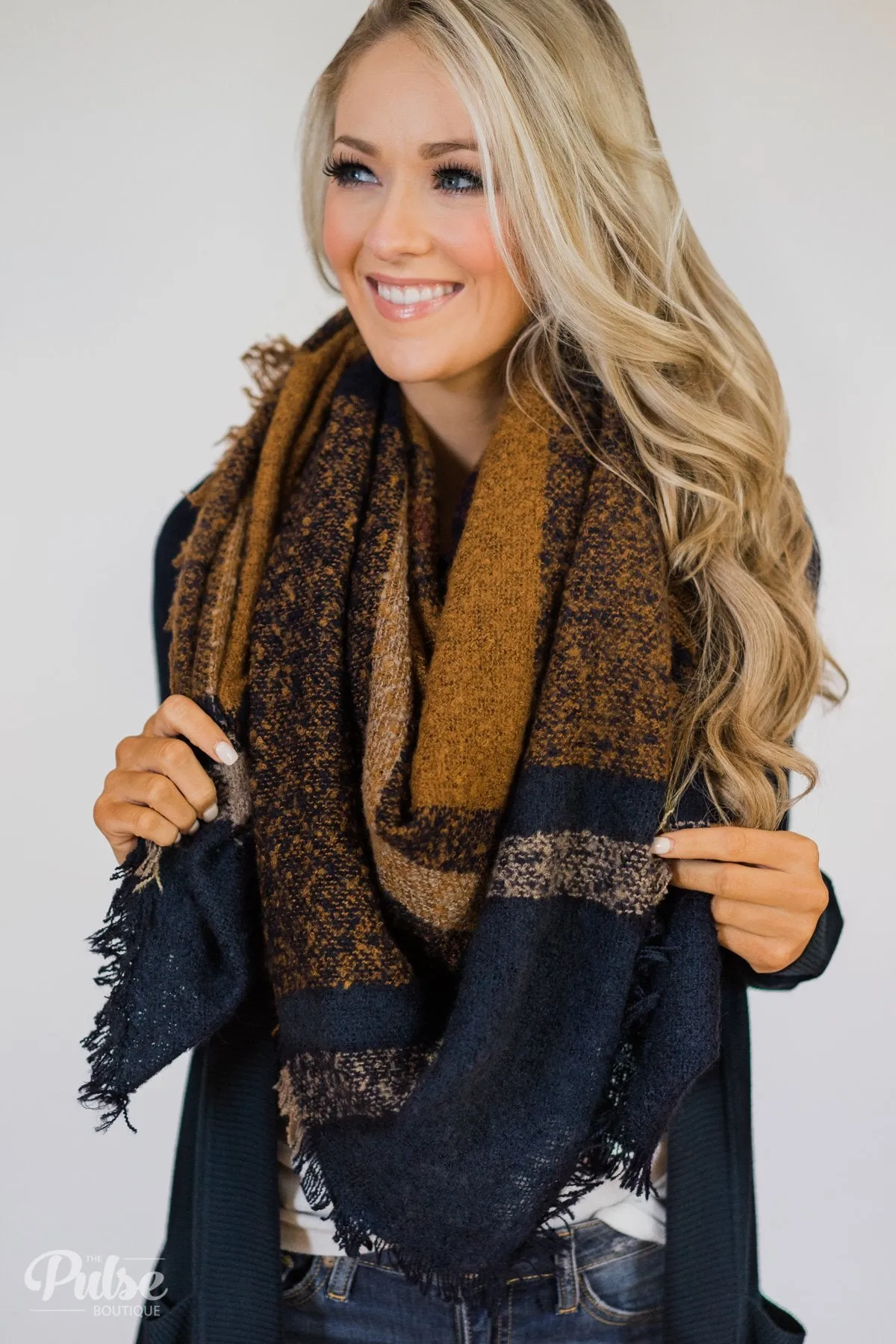 Must Have Blanket Scarf- Navy & Tan