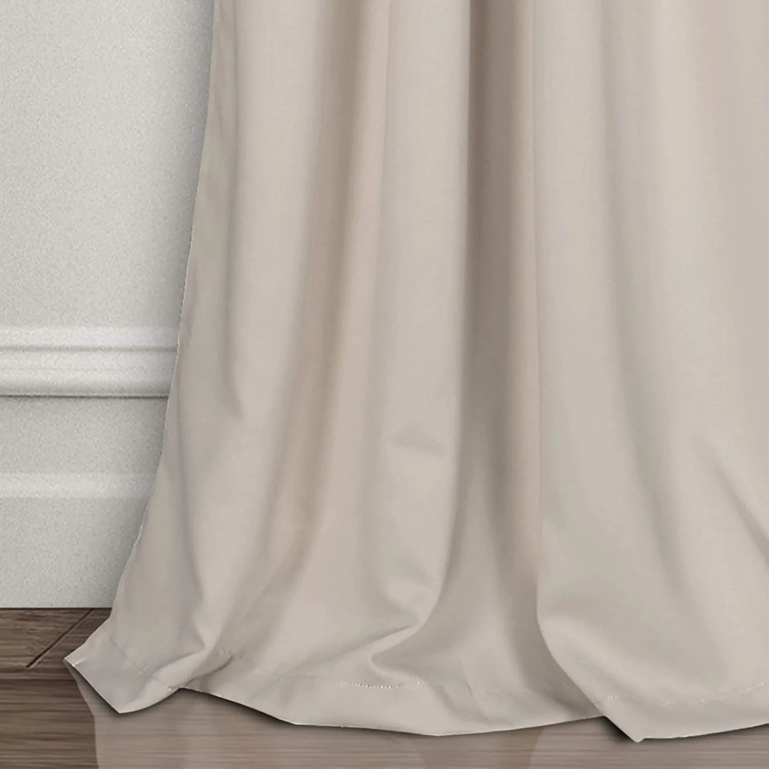 New in package! Lush Decor Wheat Curtains-Grommet Panel with Insulated Blackout Lining, Room Darkening Window Set (Pair) 108” x 52 L! Retails $110 w/tax!