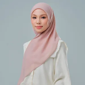 Nisa 2.0 in Candle Light