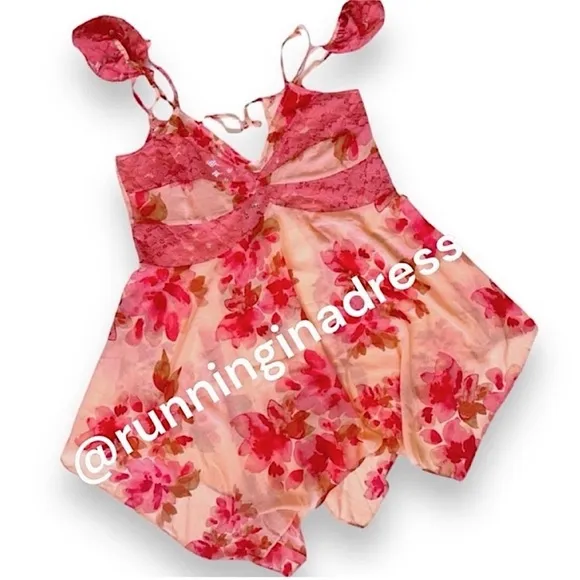 NWOT Free People Monday Morning TrapezeSlip In Floral Print Size Small In Pink