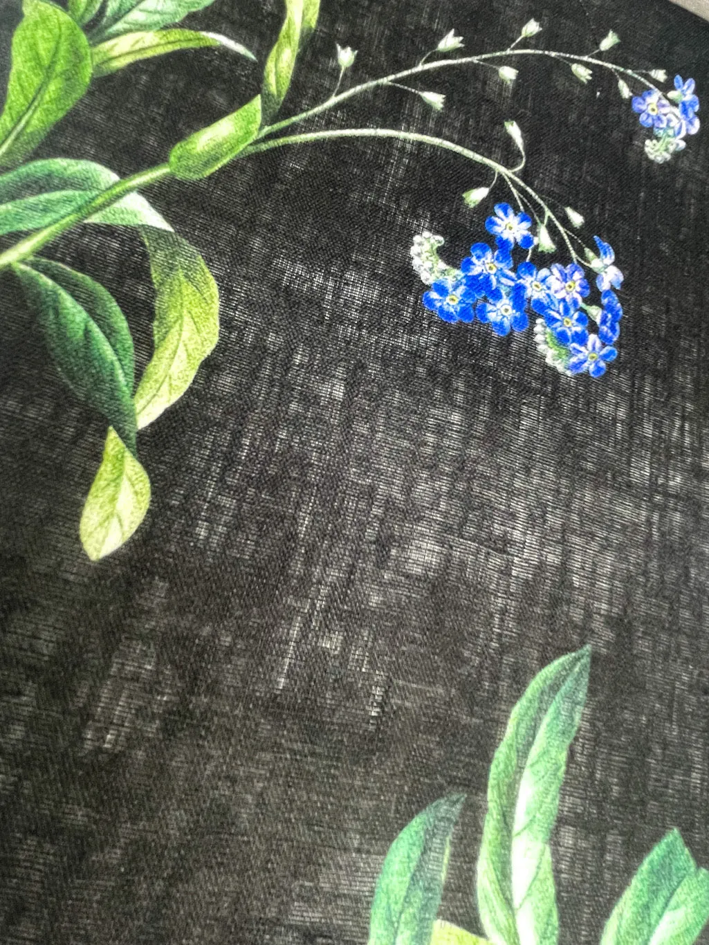 Plant Garden Handkerchief Light Weight 100% Linen Fabric By The Yard/CL1104