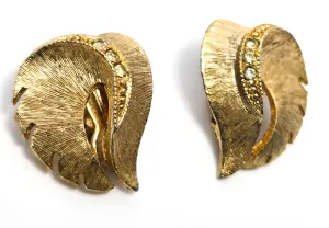 Retro leaf nature cottage core vintage rhinestone gold toned clip on earrings