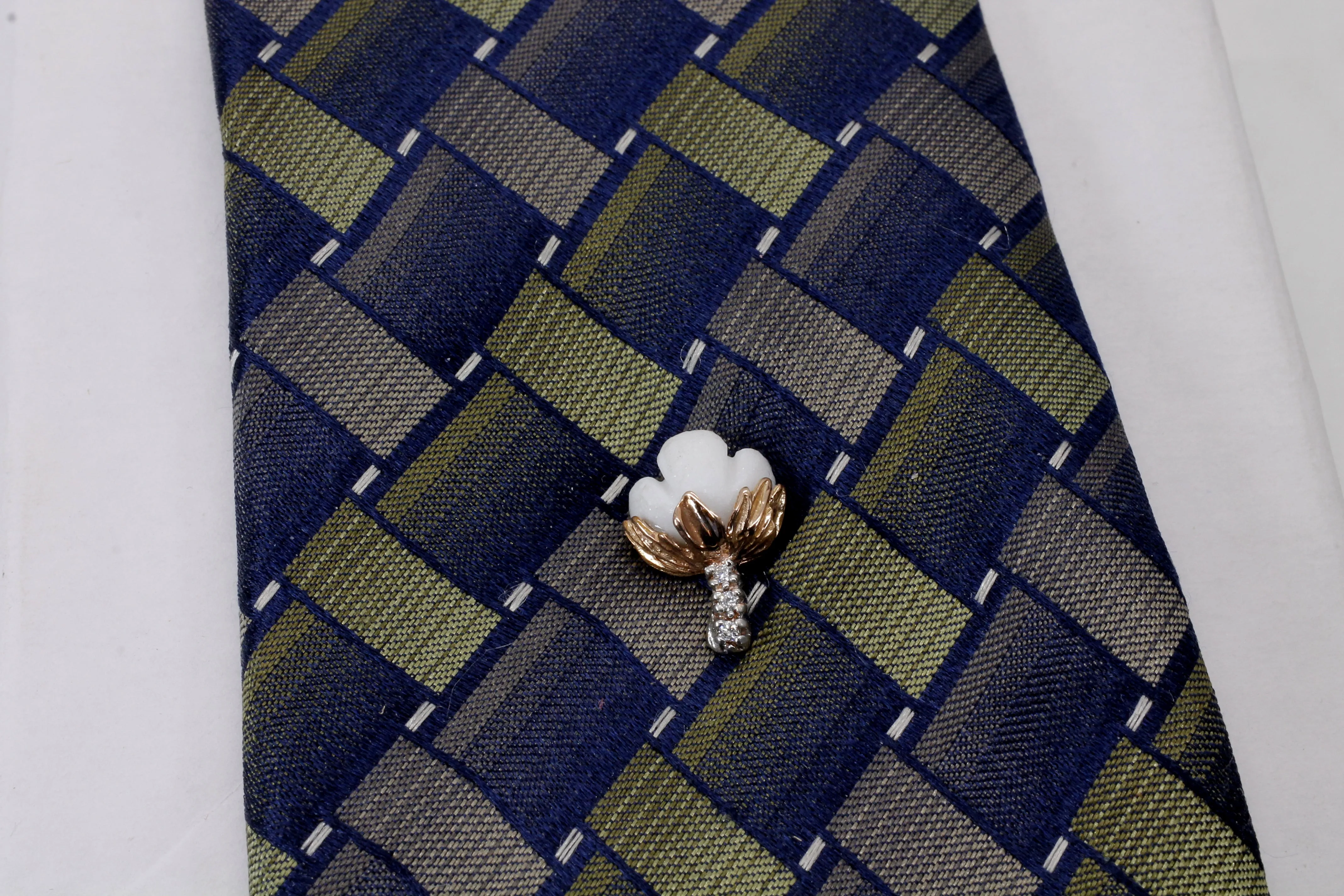 Rose Gold Cotton Cotton Boll Tie Tack with a Diamond Stem
