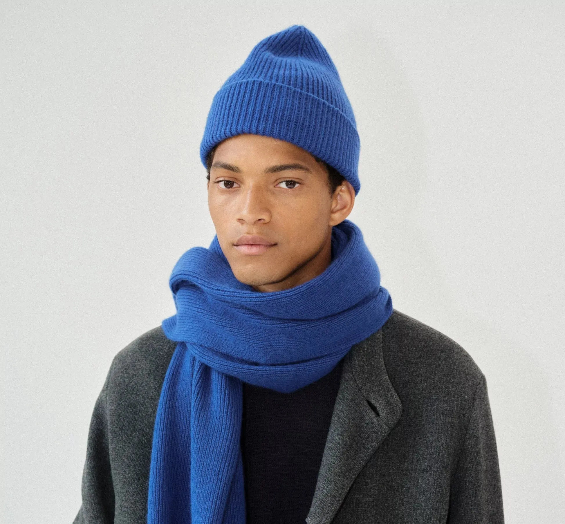 Scarves, Marin