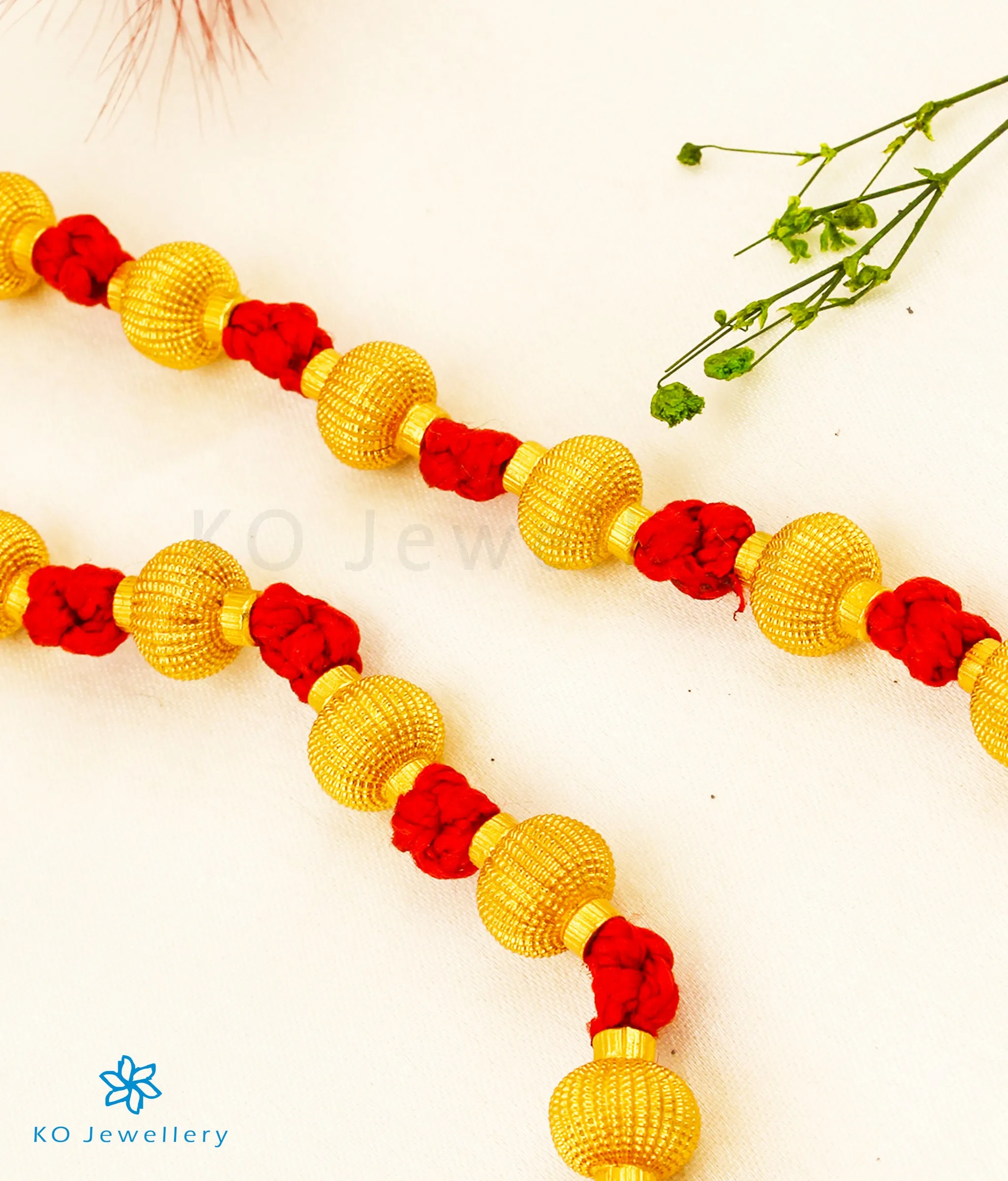 The Vaishnavi Jomale Silver Necklace (Red/Short)