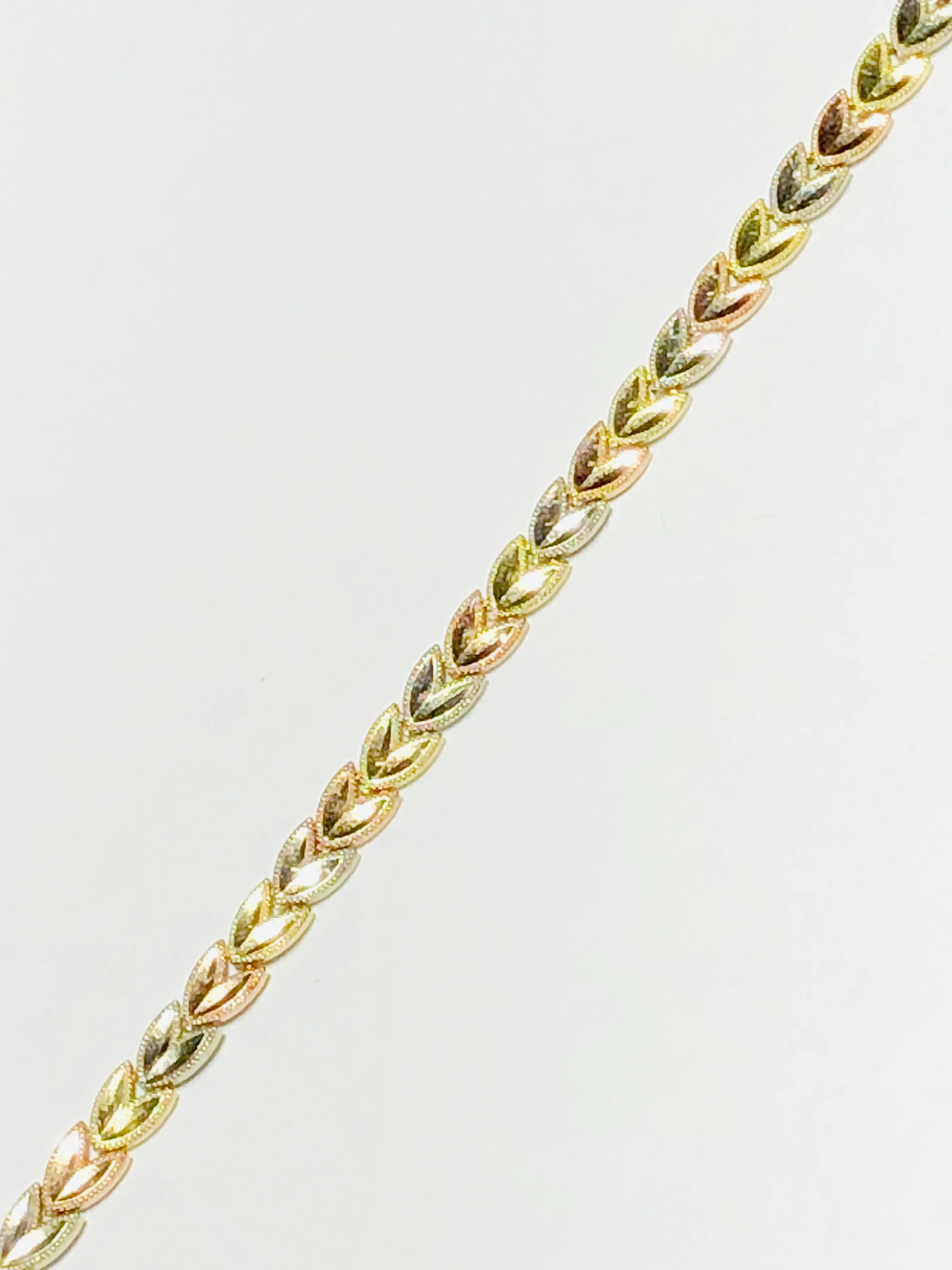 Tri-Color Full Leaf Bracelet (14K)