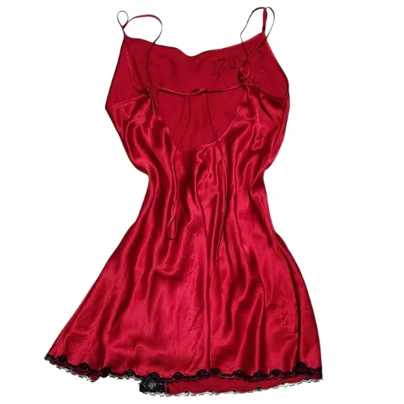 Victorias Secret Beautiful Red Black Lace Slip Dress