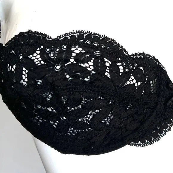 Vintage Lou Bra from Paris France Dainty Daisy Lace flowers &amp; Bows Black 34B 36C