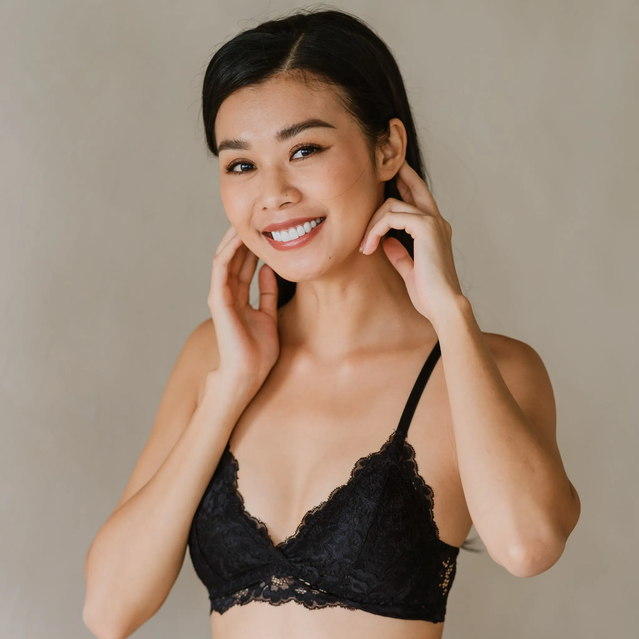 Waltz In Lace! Lightly-Lined Bralette in Black (Size XL only)