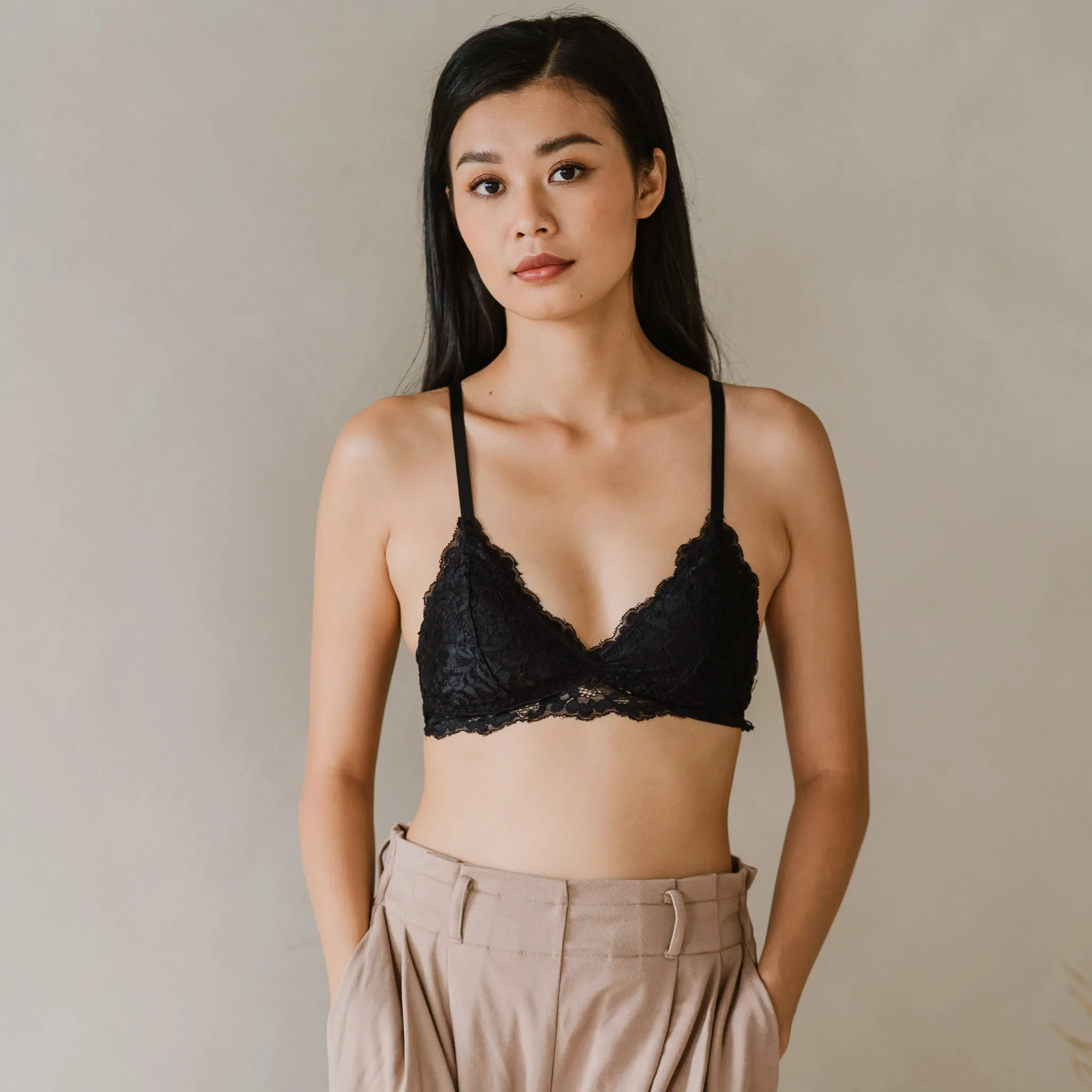 Waltz In Lace! Lightly-Lined Bralette in Black (Size XL only)